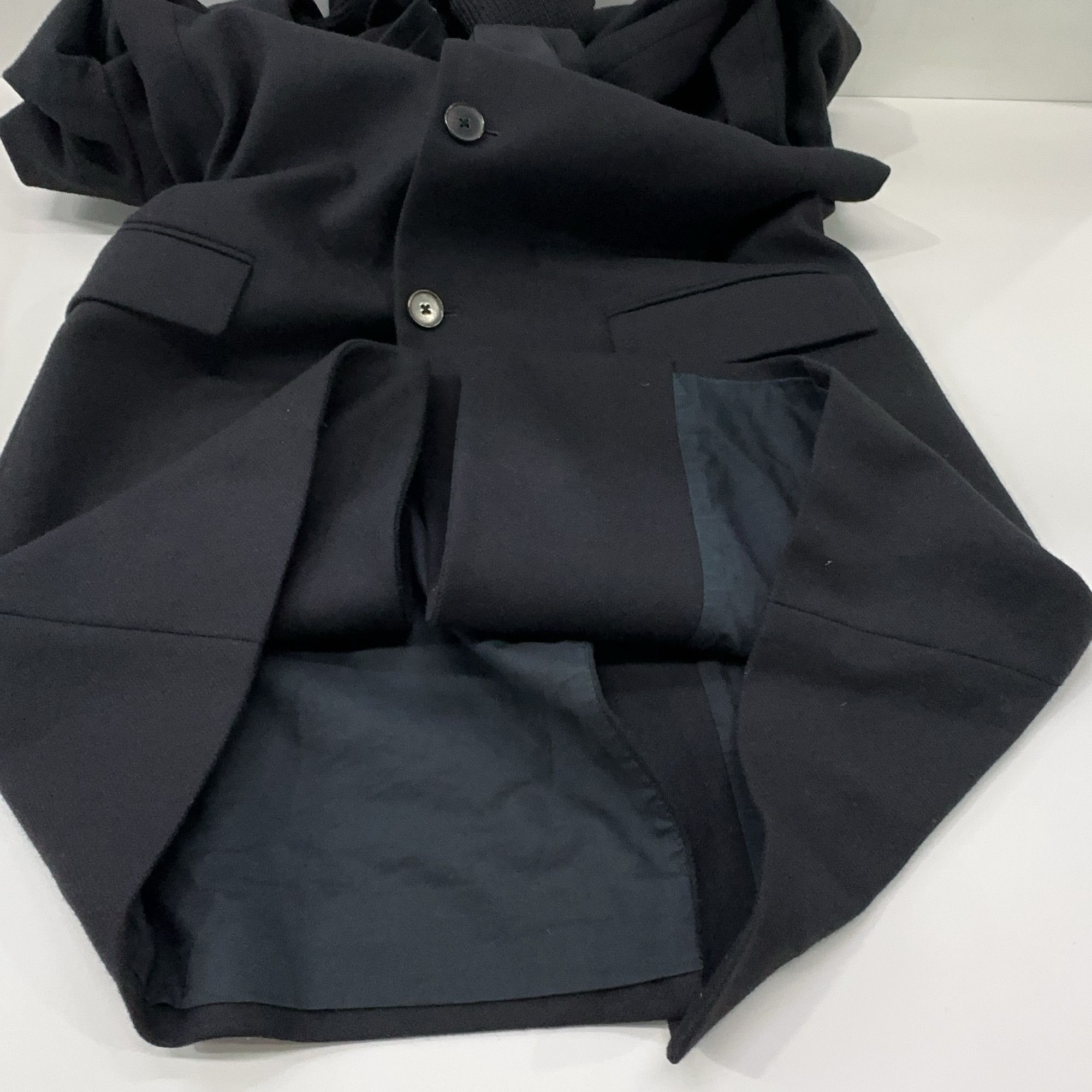 Maison Margiela Maison Margiela Black Coat Size 44 Size US S / EU 44-46 / 1 - 11 Thumbnail