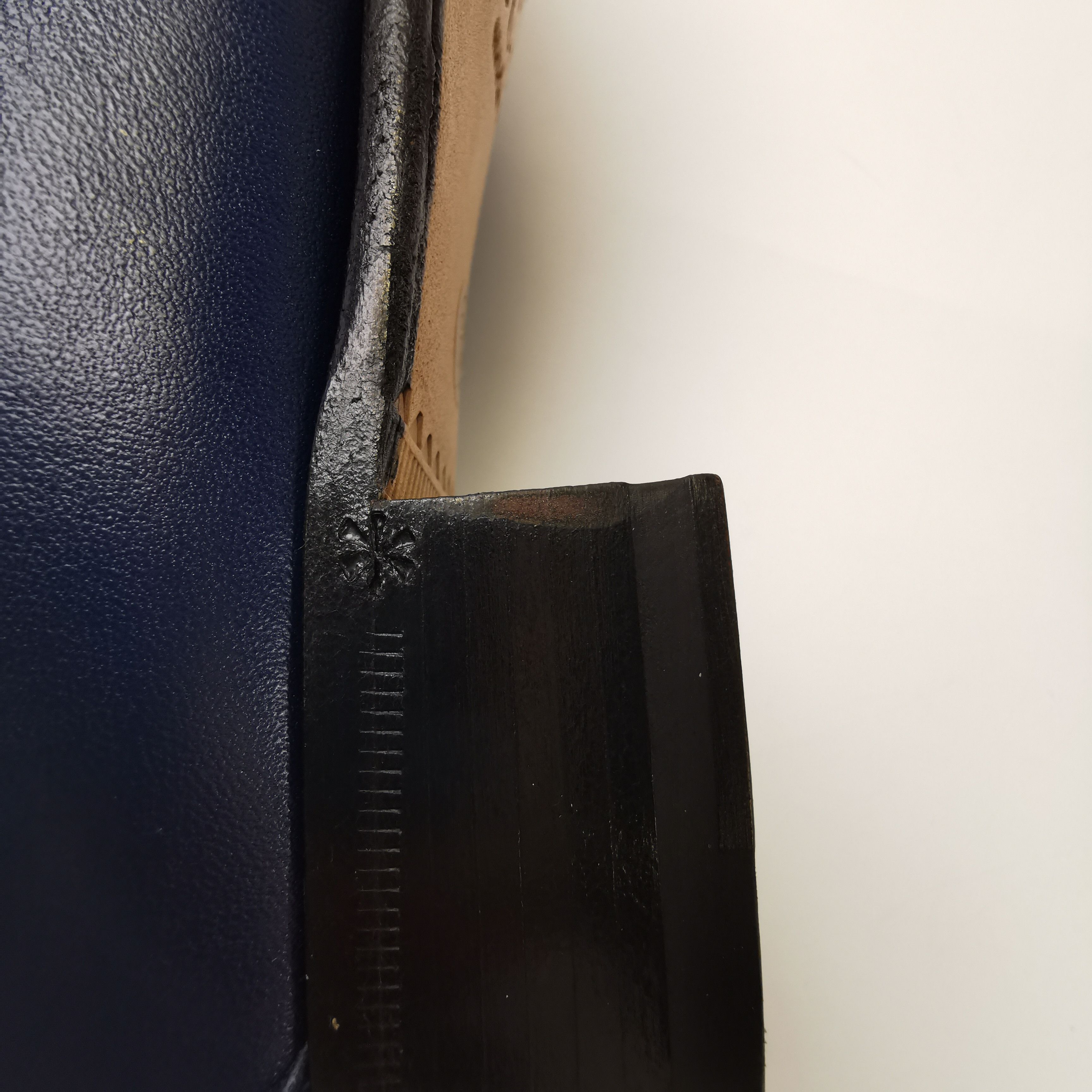 Gucci Gucci Men 7 Leather Size US 7 / EU 40 - 10 Thumbnail