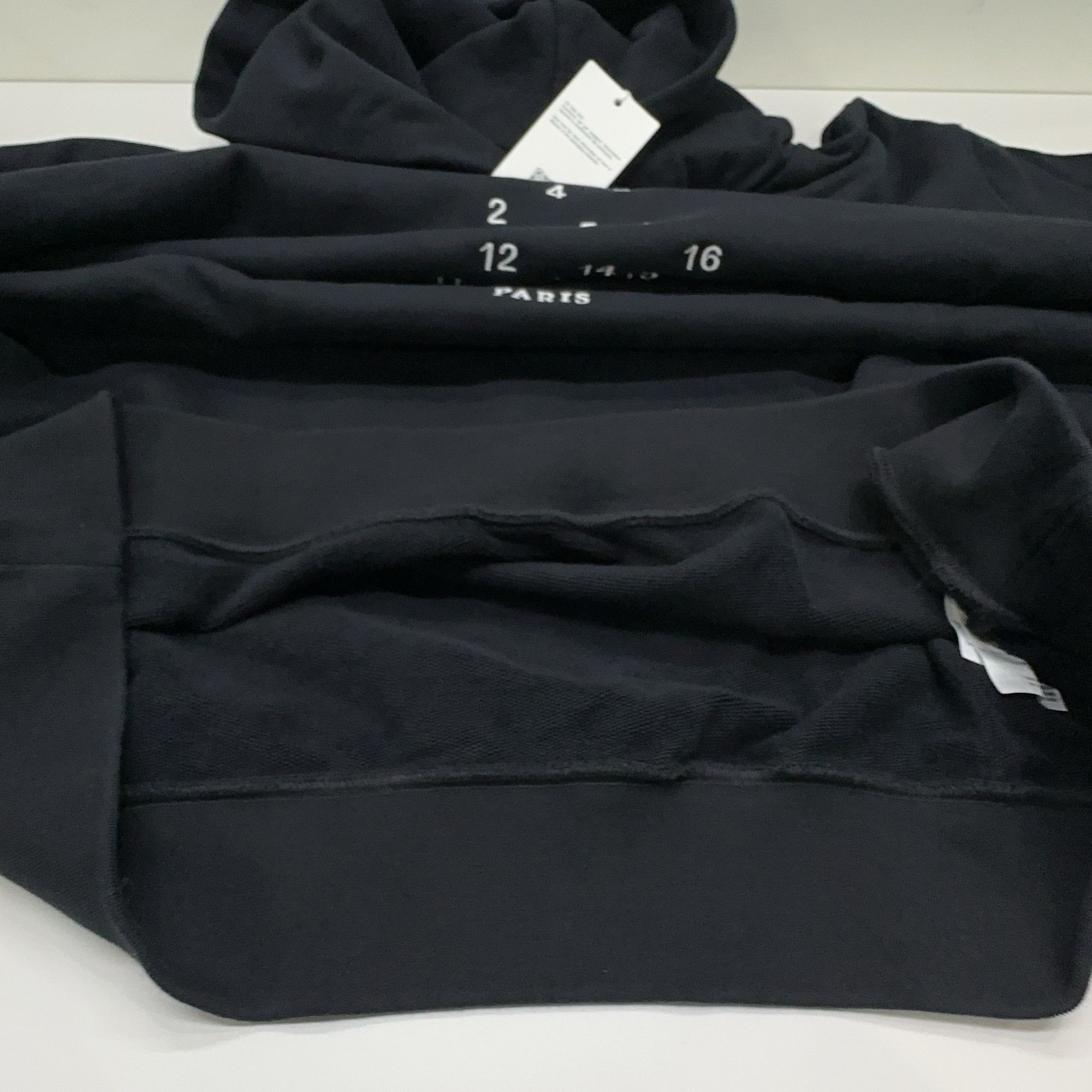 Maison Margiela Maison Margiela Numeric Print Hoodie XXL Size US XXL / EU 58 / 5 - 10 Thumbnail