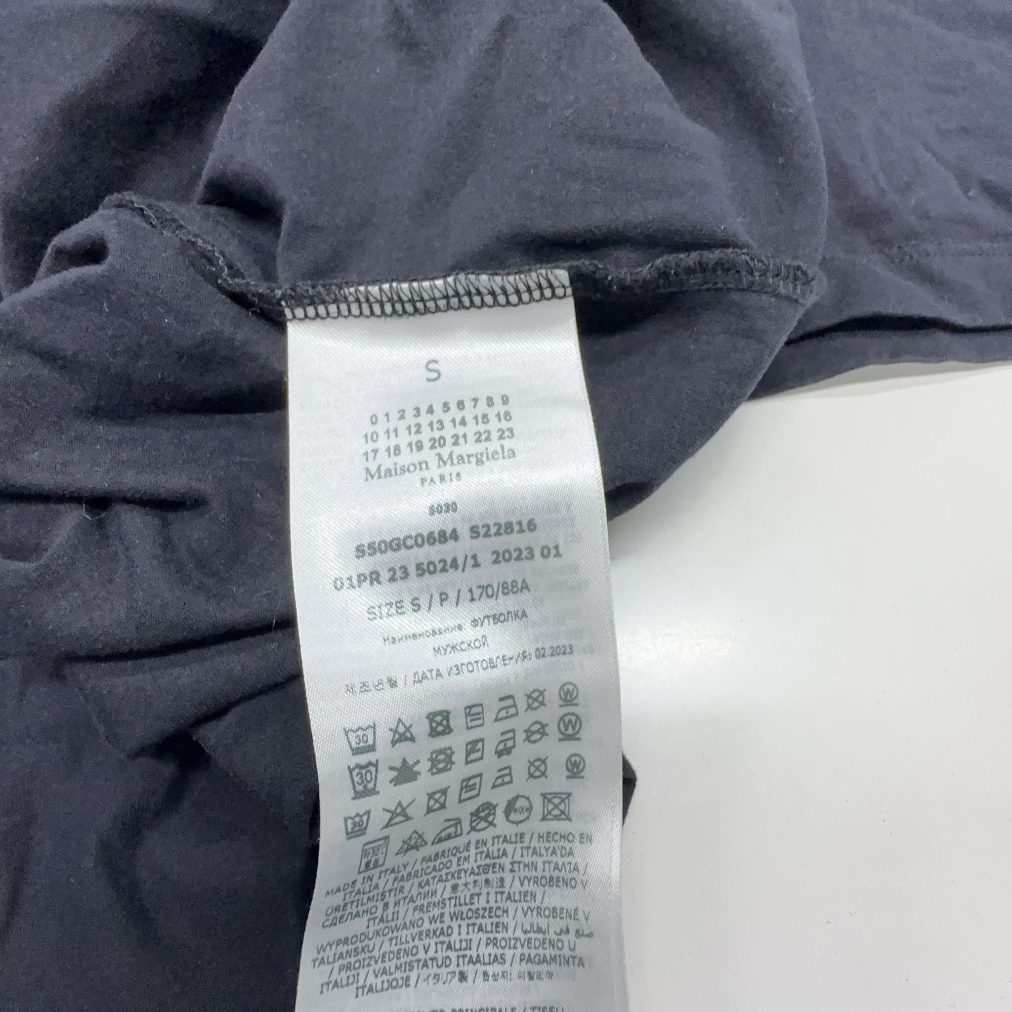 Maison Margiela Maison Margiela Logo Number T-Shirt Size S Size US S / EU 44-46 / 1 - 5 Thumbnail