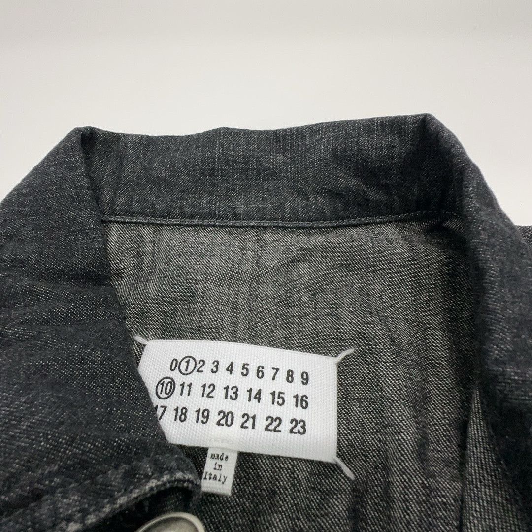 Maison Margiela Maison Margiela Washed Denim Shirt Size 46 Size US S / EU 44-46 / 1 - 3 Thumbnail