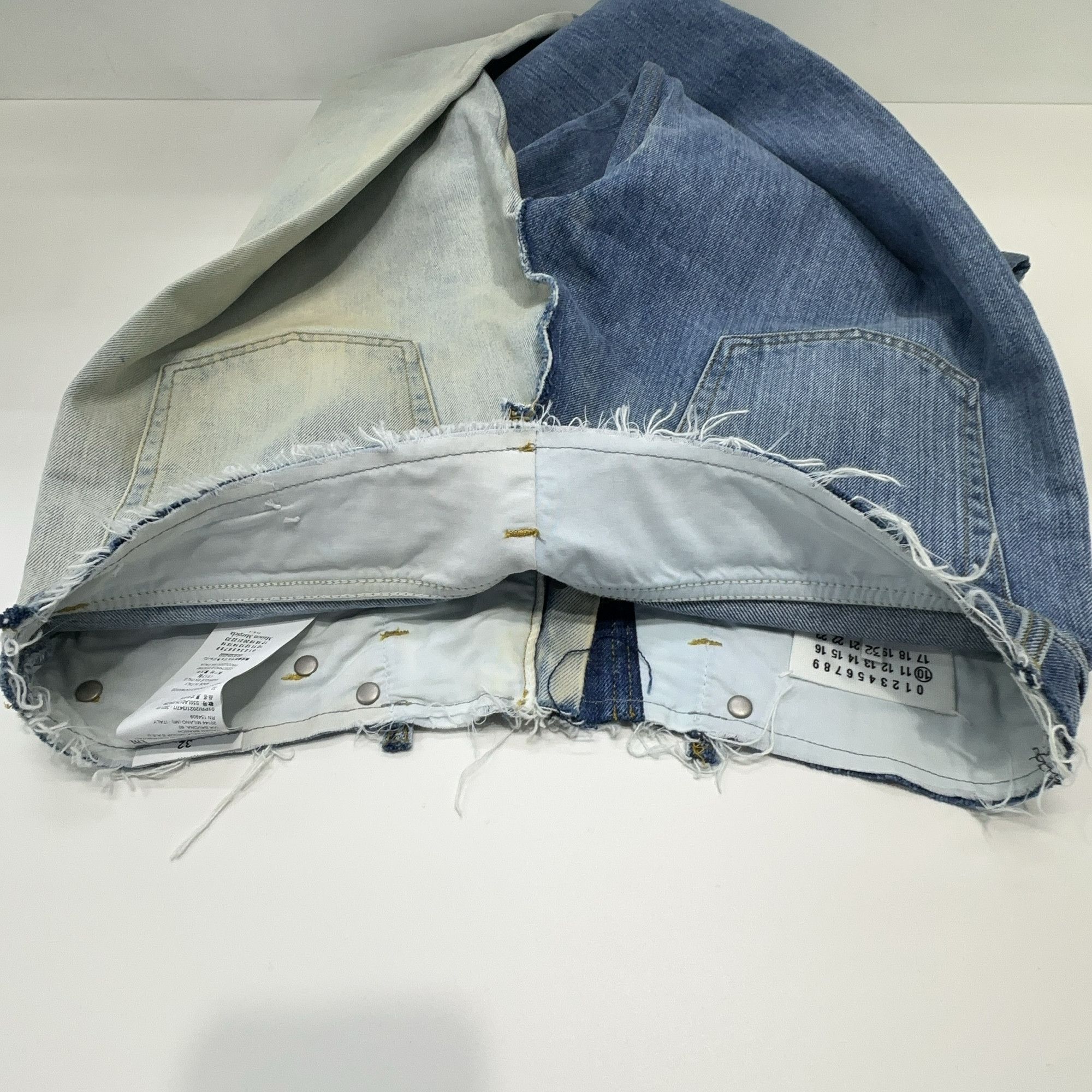 Maison Margiela Maison Margiela Two-Tone Denim Jeans Size 32 Size US 32 / EU 48 - 5 Thumbnail