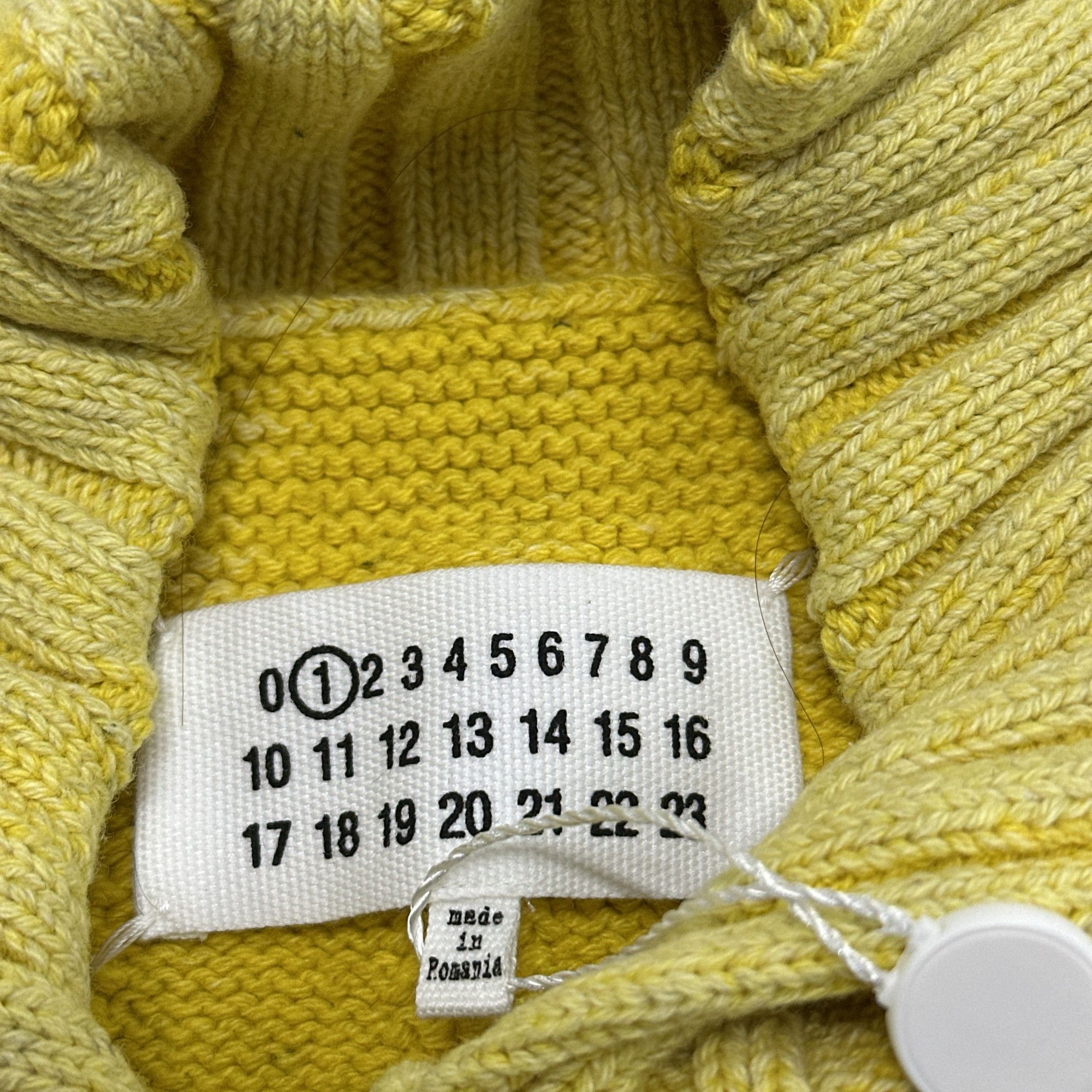Maison Margiela Maison Margiela Yellow Knit Sweater XS Size XS / US 0-2 / IT 36-38 - 4 Thumbnail