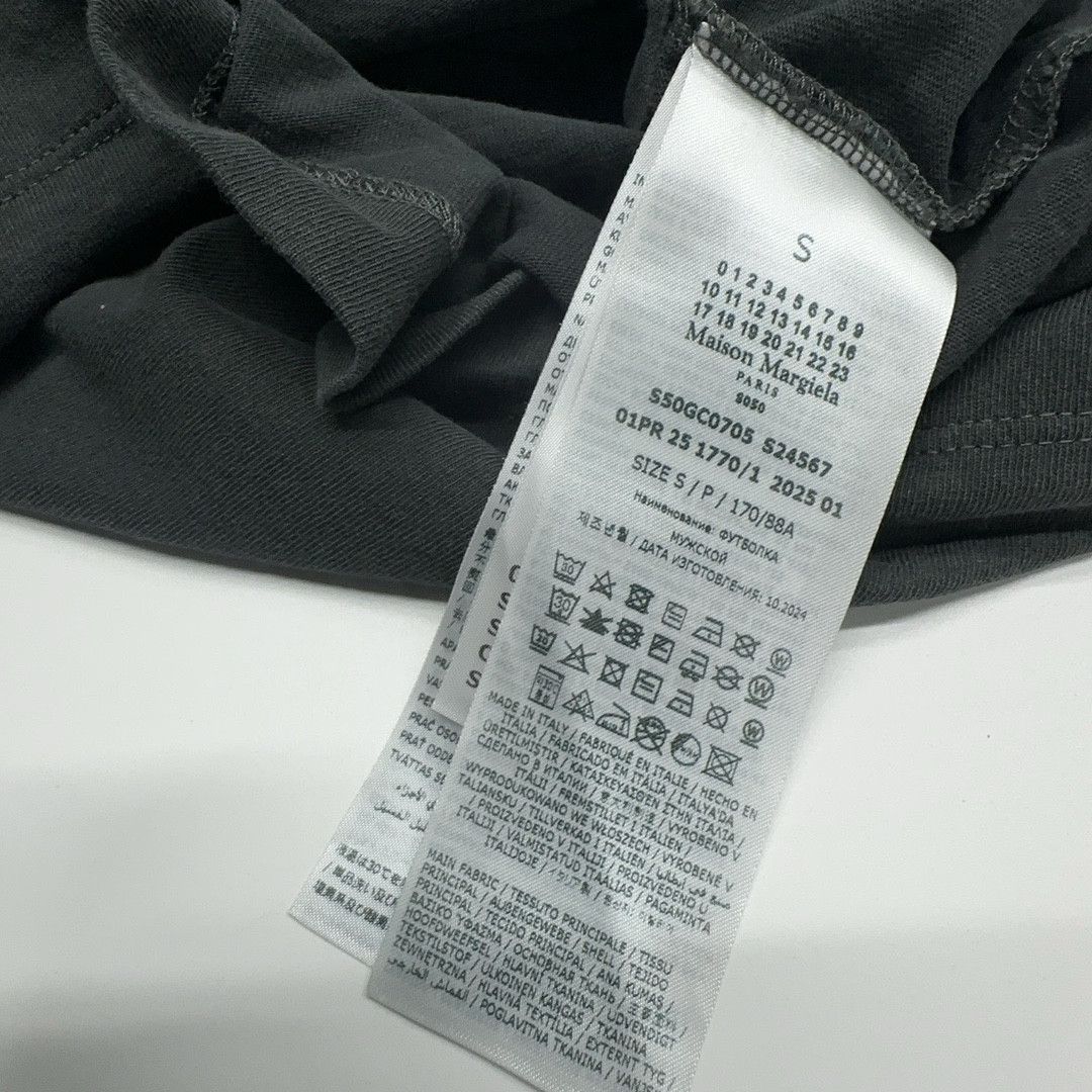Maison Margiela Maison Margiela Logo Print T-Shirt Size S Size US S / EU 44-46 / 1 - 6 Thumbnail