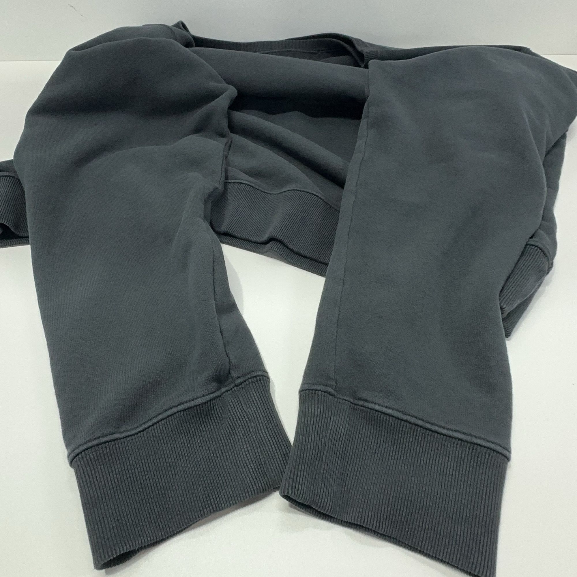 Maison Margiela Maison Margiela Invitation Graphic Sweatshirt Size XS Size US XS / EU 42 / 0 - 12 Thumbnail