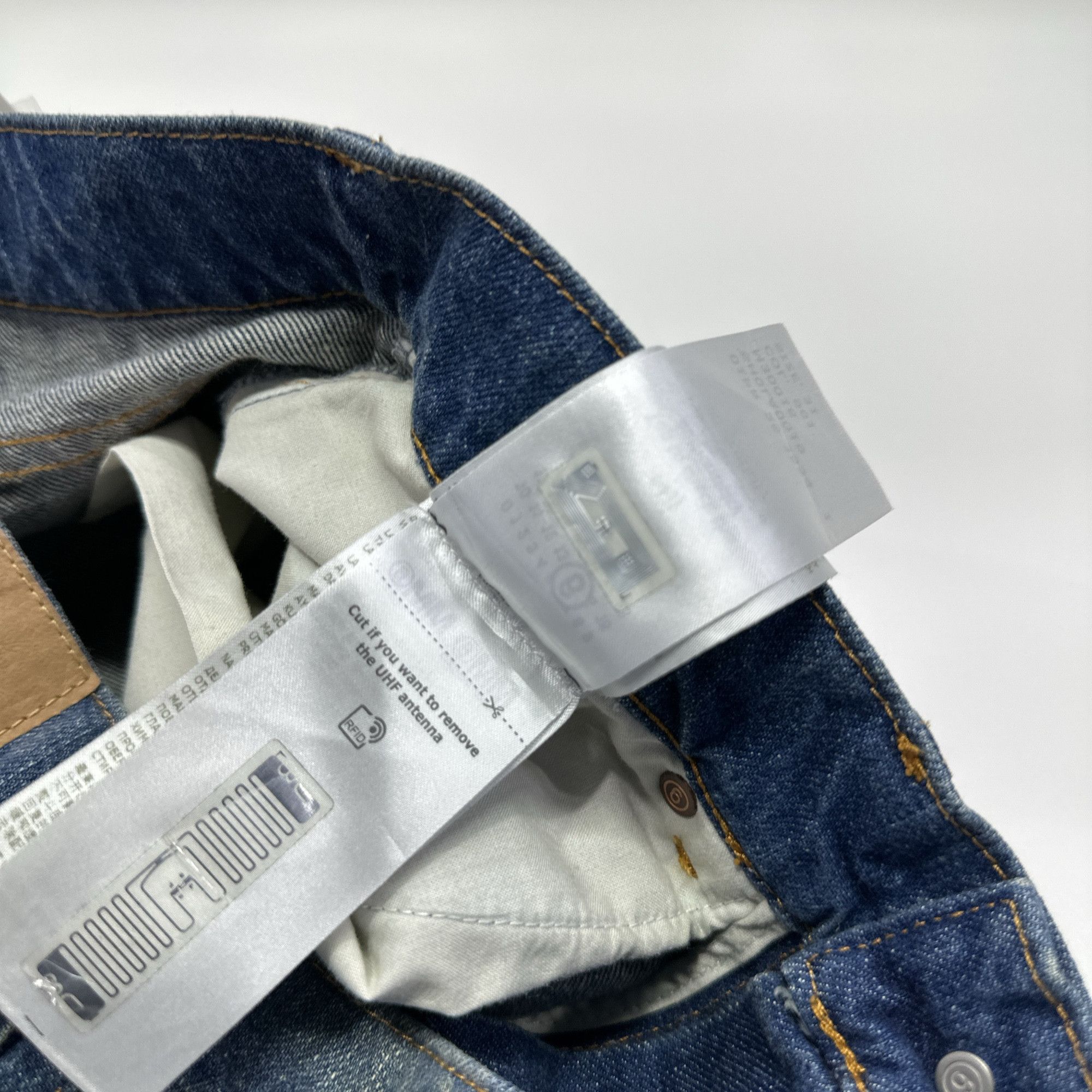 MM6 MM6 Maison Margiela Distressed Denim Jeans Size 31 Size US 31 - 6 Thumbnail