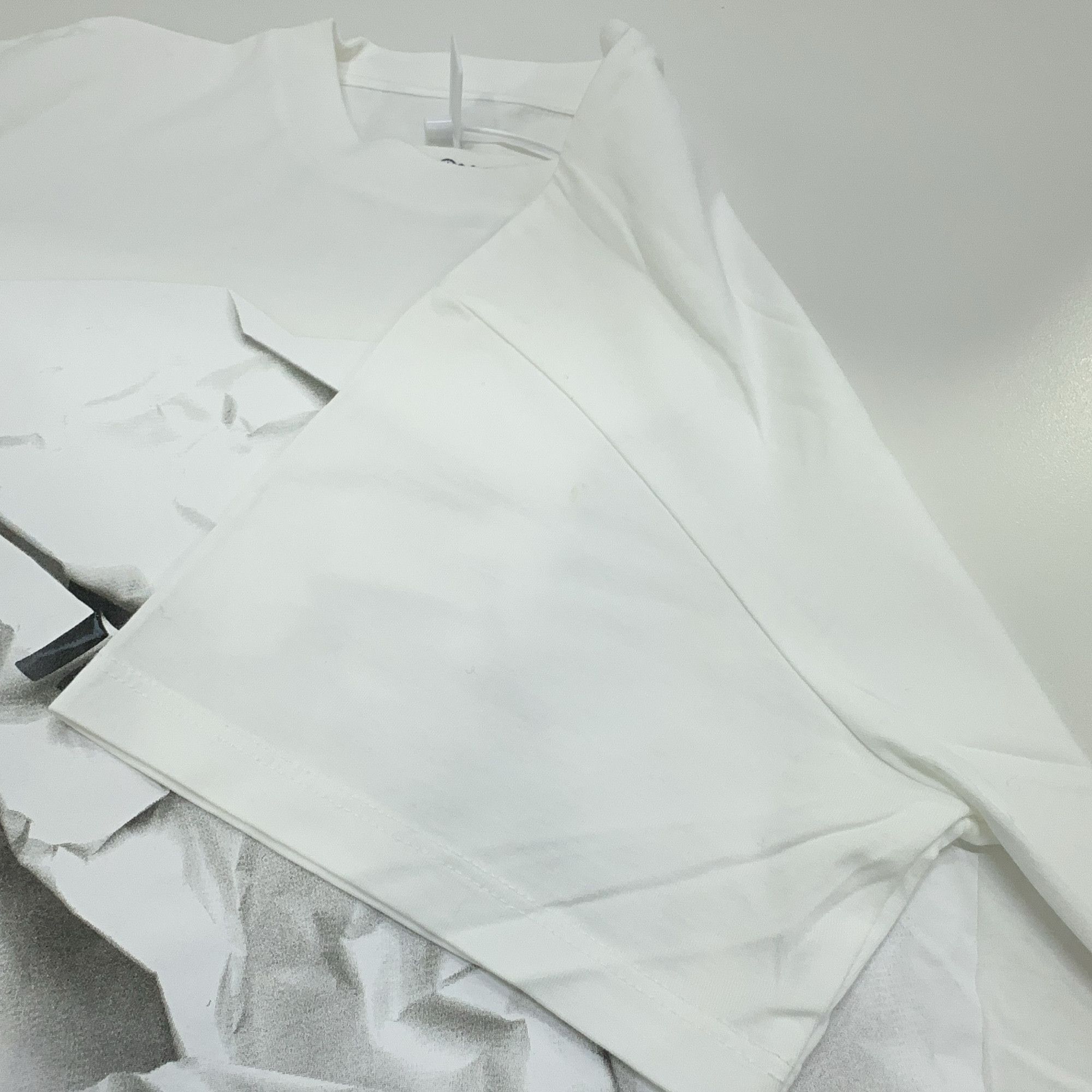 Maison Margiela Maison Margiela Crumpled Paper Logo T-Shirt Size S Size S / US 4 / IT 40 - 8 Thumbnail