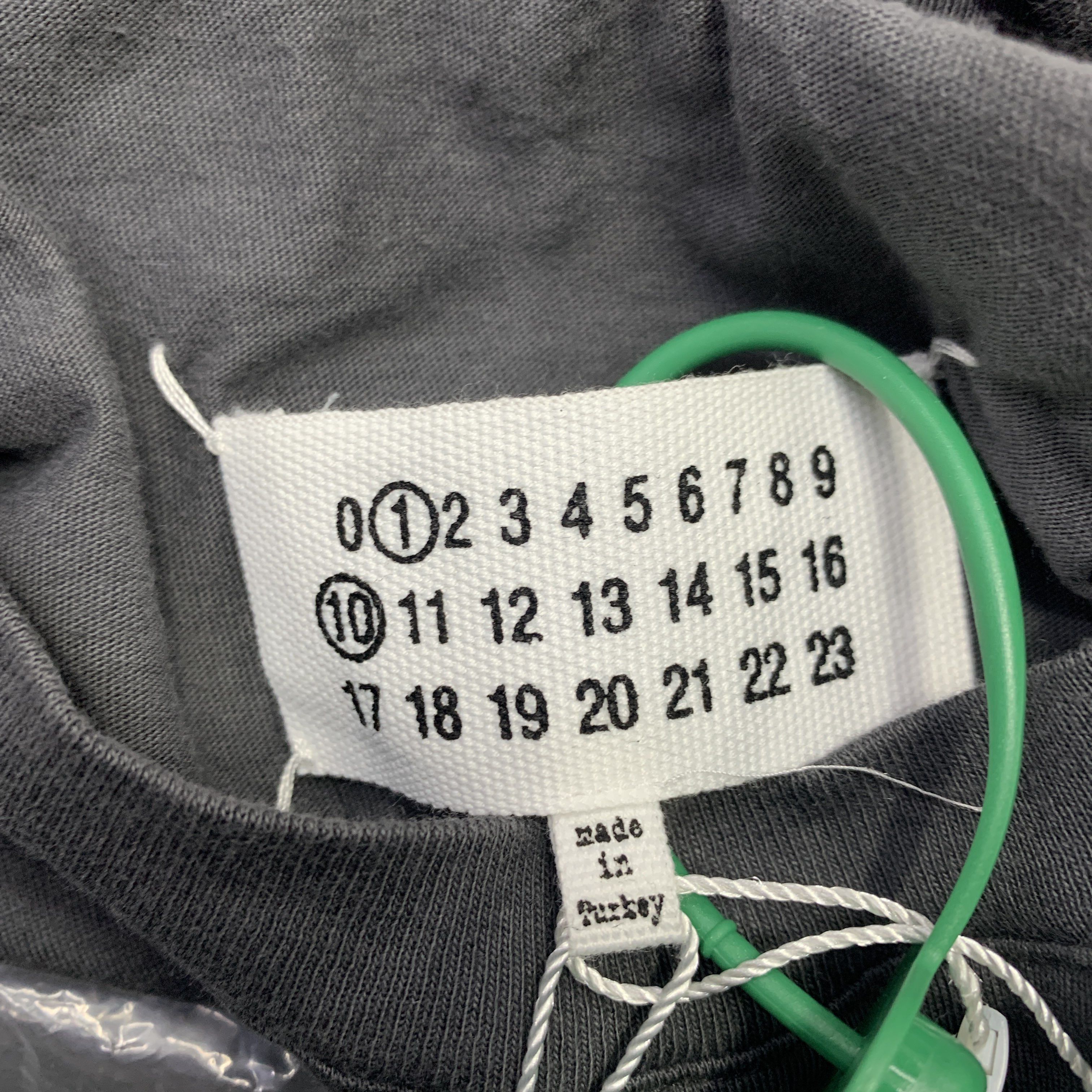 Maison Margiela Maison Margiela Cotton T-Shirt Size L Size US L / EU 52-54 / 3 - 2 Thumbnail