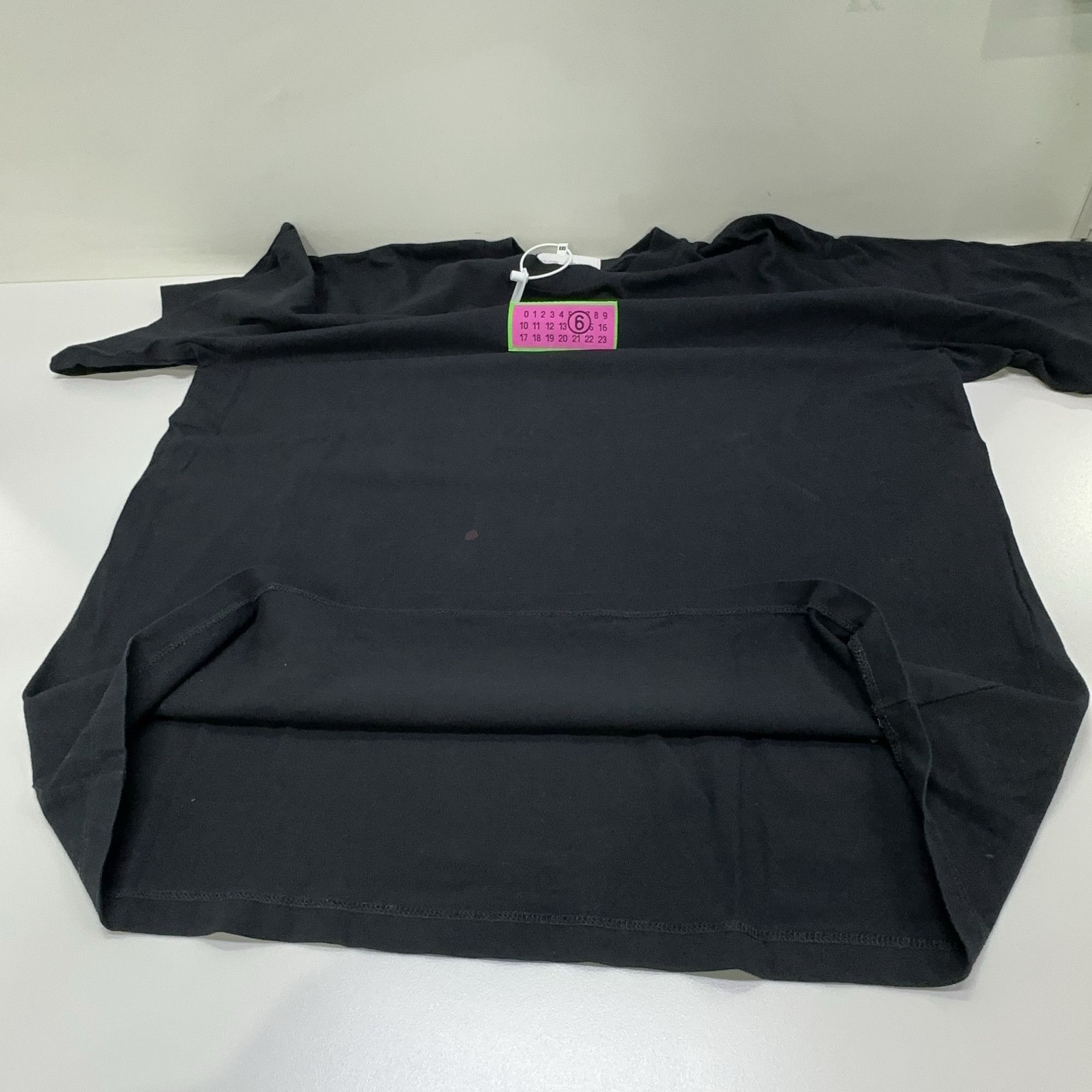 MM6 MM6 Maison Margiela Logo Patch T-Shirt Size XXS Size US XXS / EU 40 - 10 Thumbnail