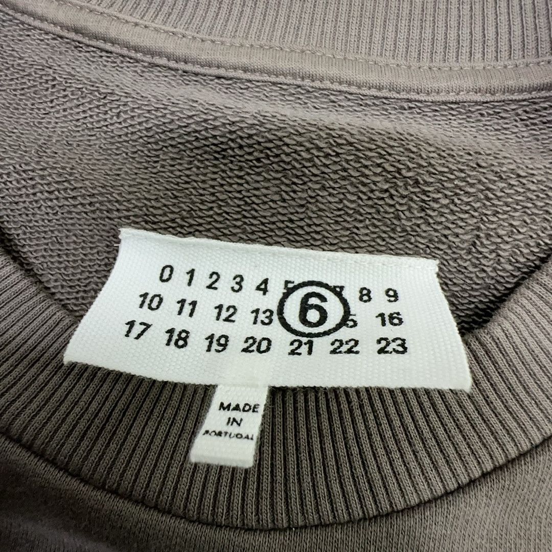 MM6 MM6 Maison Margiela Newspaper Graphic Sweatshirt Size M Size US M / EU 48-50 / 2 - 3 Thumbnail