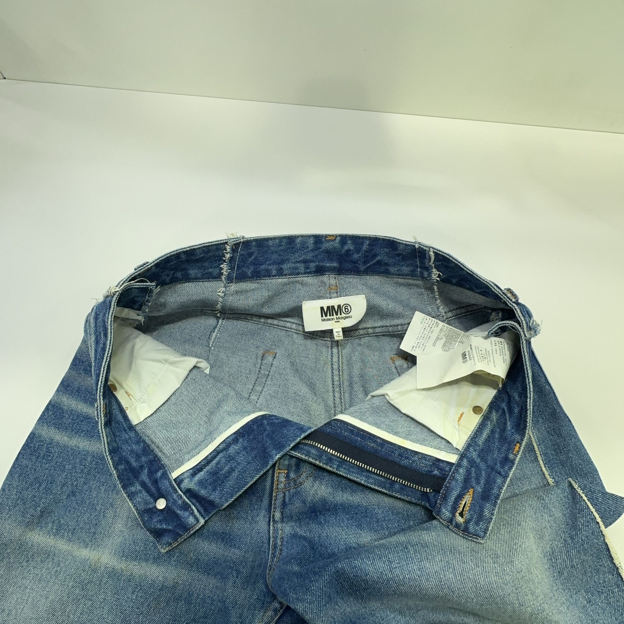 MM6 MM6 Maison Margiela Washed Denim Jeans Size 38 Size 26" / US 2 / IT 38 - 6 Thumbnail