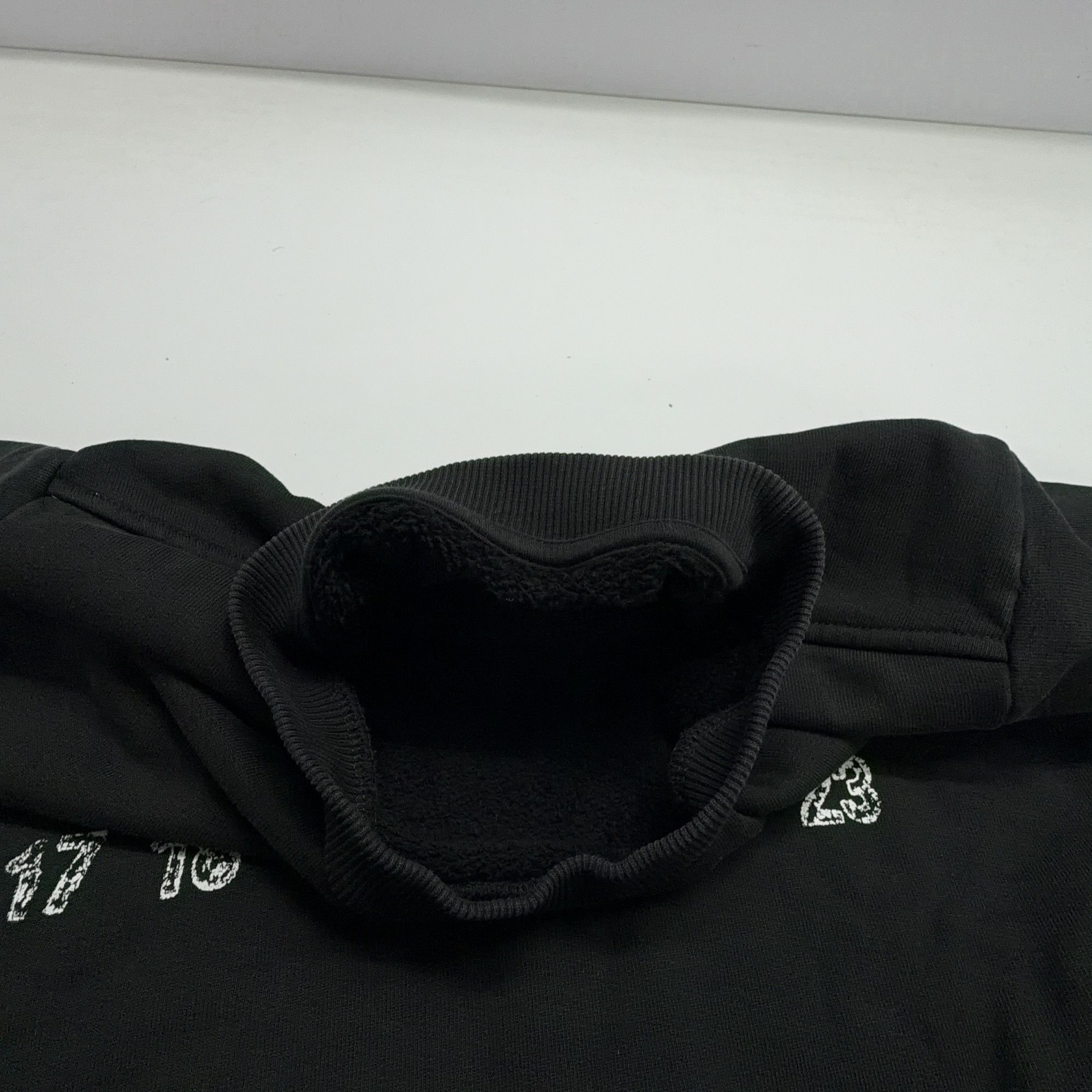 MM6 MM6 Maison Margiela Number Print Sweatshirt Size S Size S / US 4 / IT 40 - 7 Thumbnail