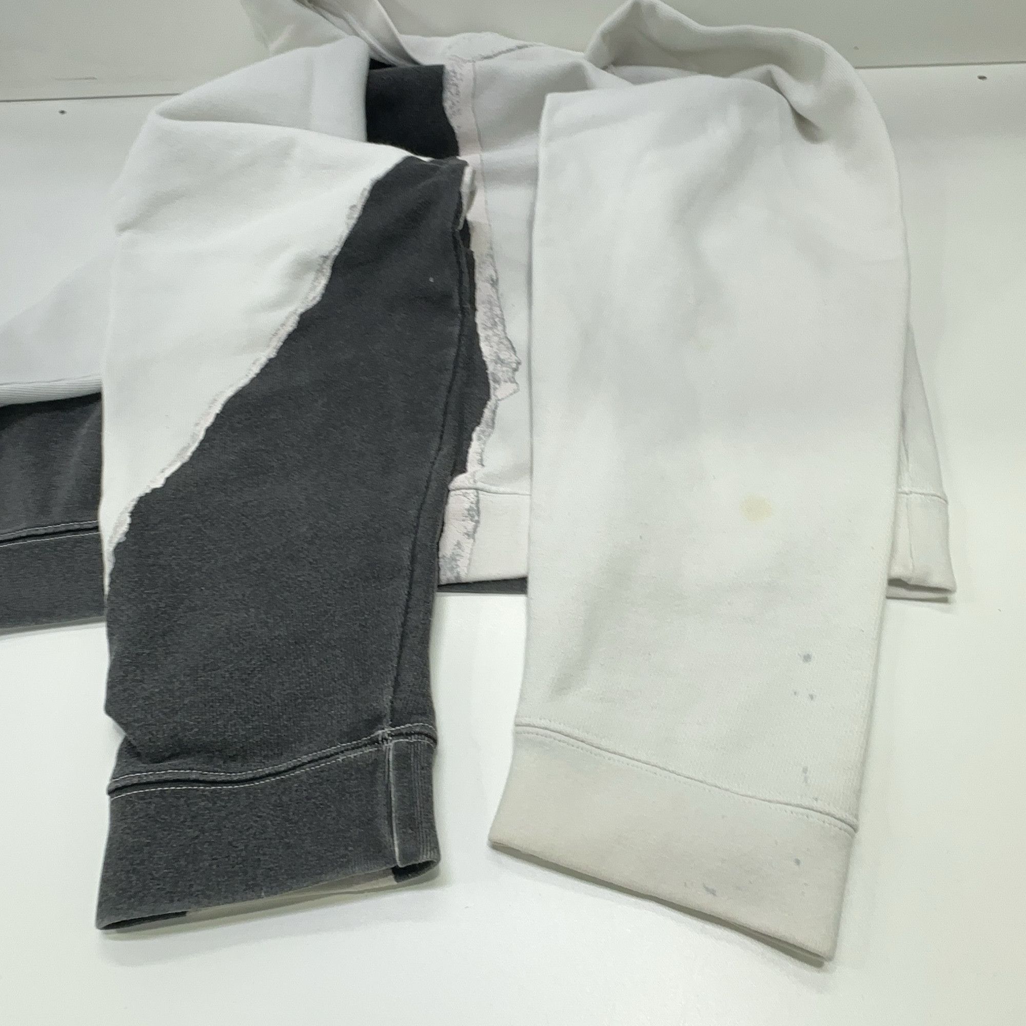 Maison Margiela Maison Margiela Contrast Panel Sweatshirt US S Size US S / EU 44-46 / 1 - 12 Thumbnail