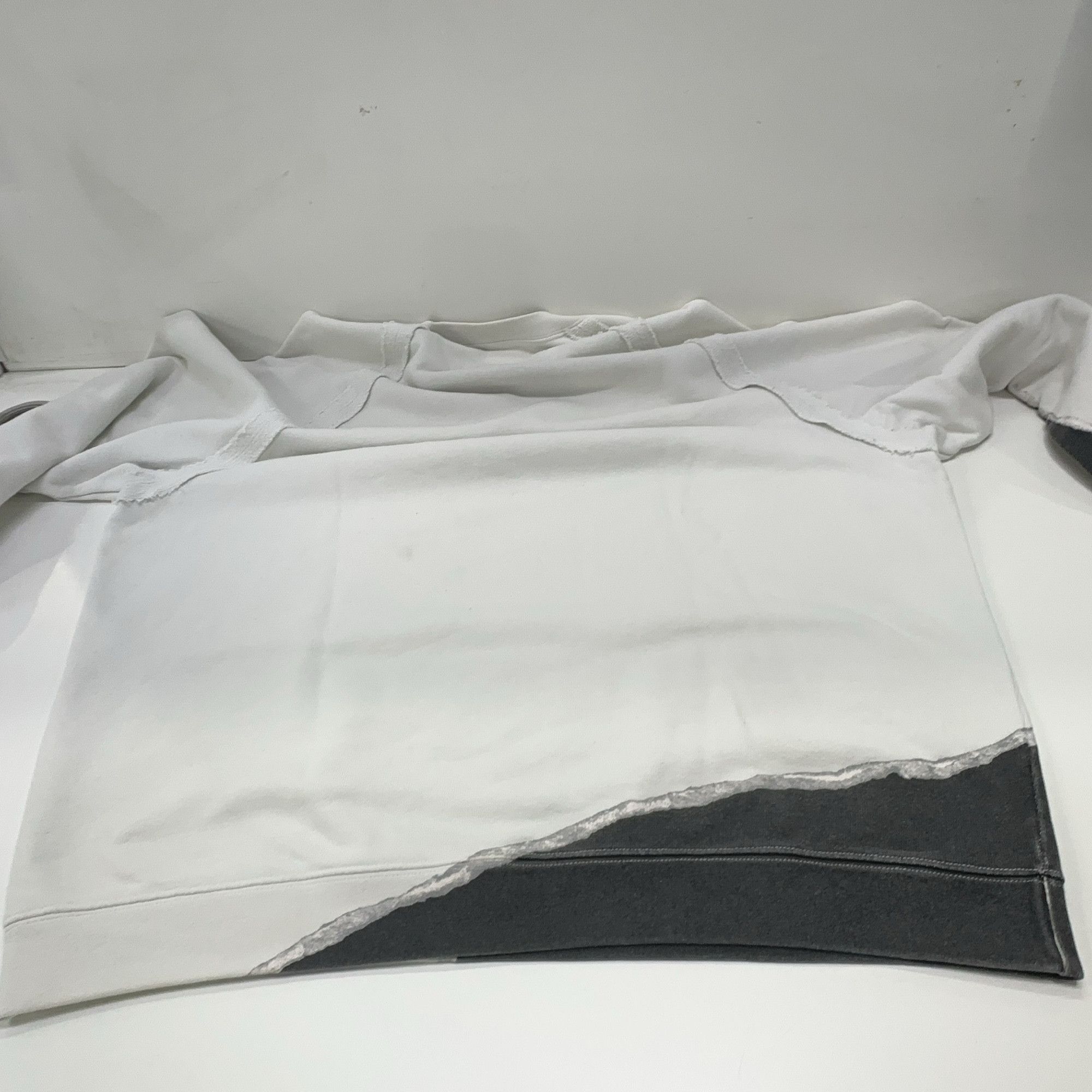Maison Margiela Maison Margiela Contrast Panel Sweatshirt US S Size US S / EU 44-46 / 1 - 14 Thumbnail