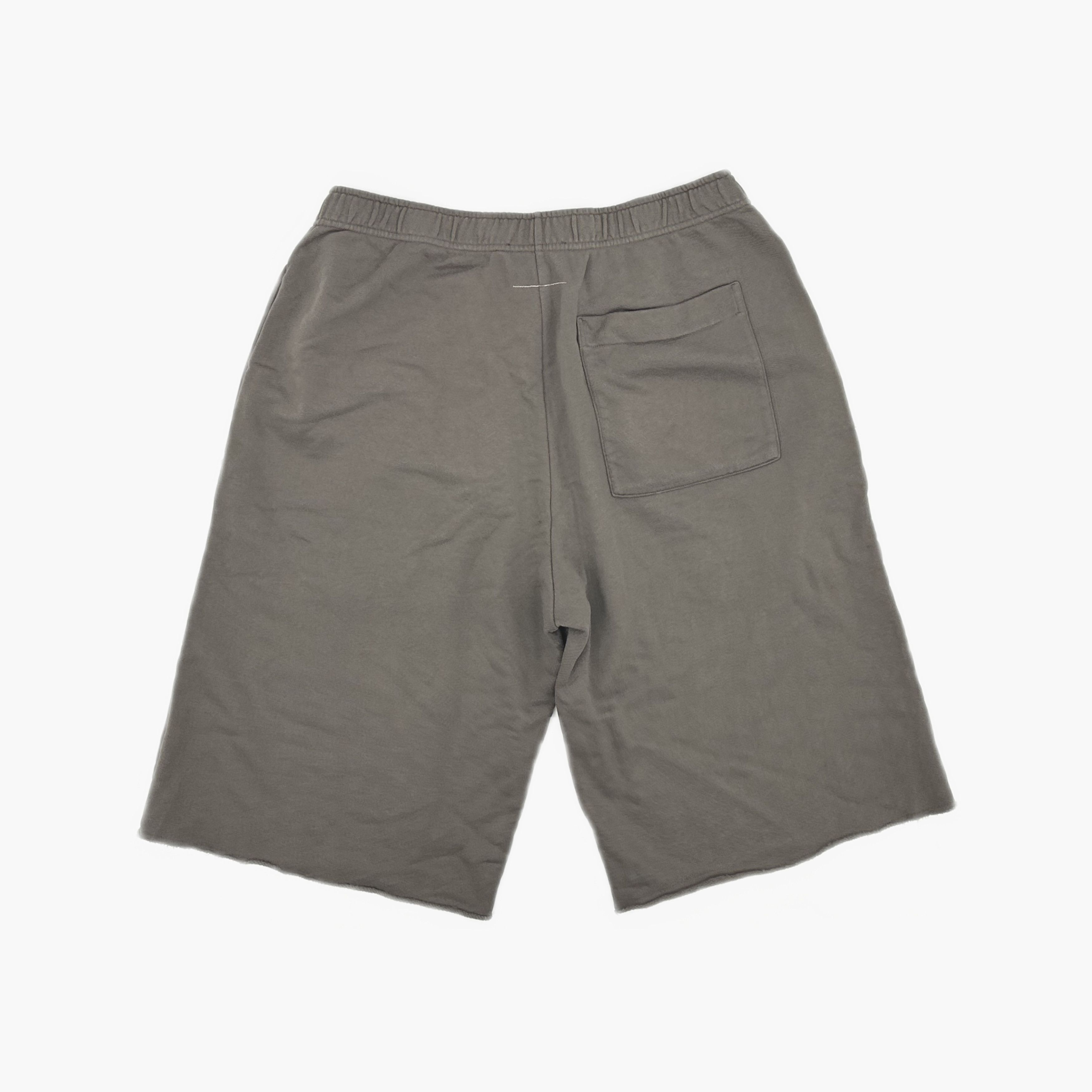 MM6 MM6 Maison Margiela Logo Shorts Size M Size US 32 / EU 48 - 2 Thumbnail