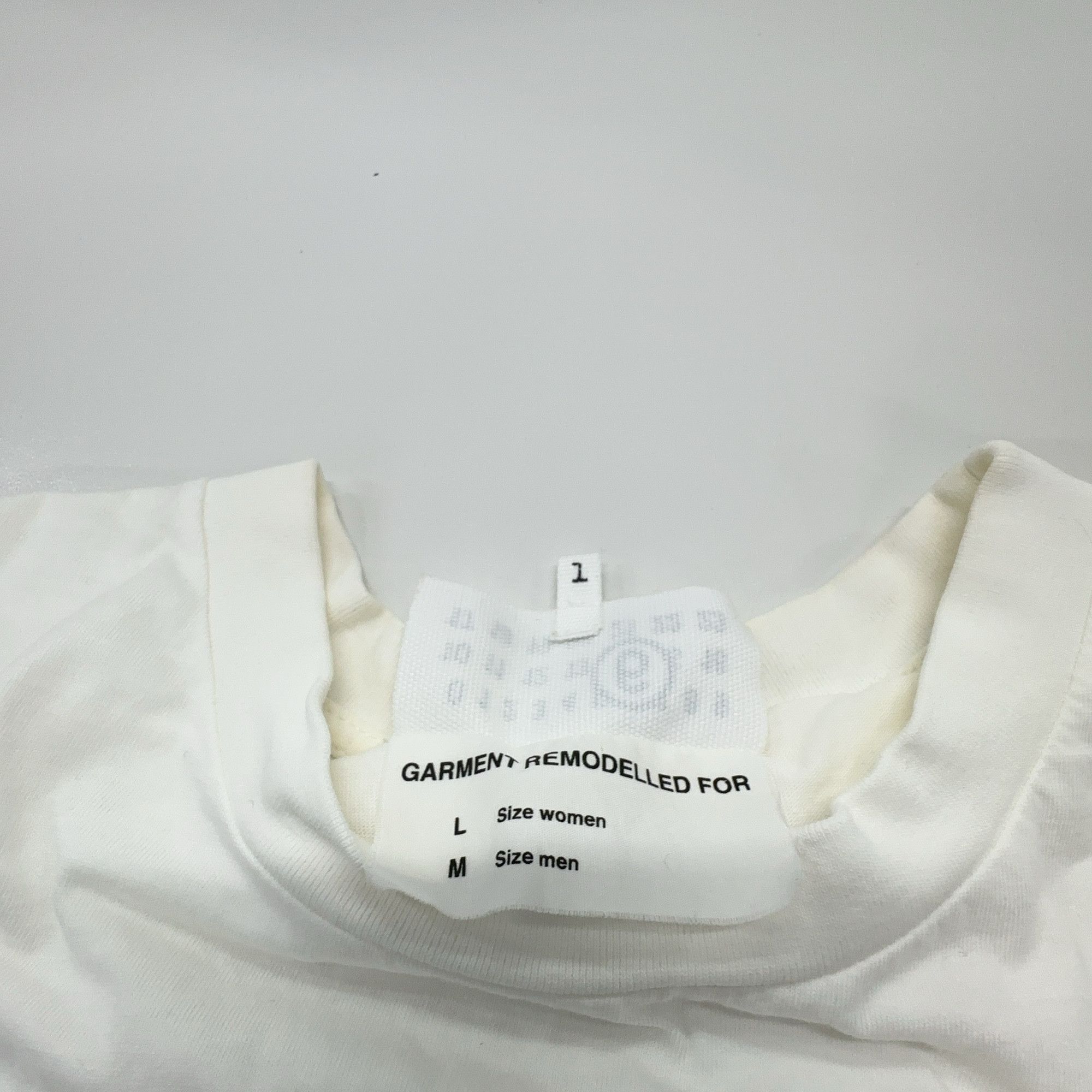 MM6 MM6 Maison Margiela Numeric Logo T-Shirt Size L Size L / US 10 / IT 46 - 3 Thumbnail