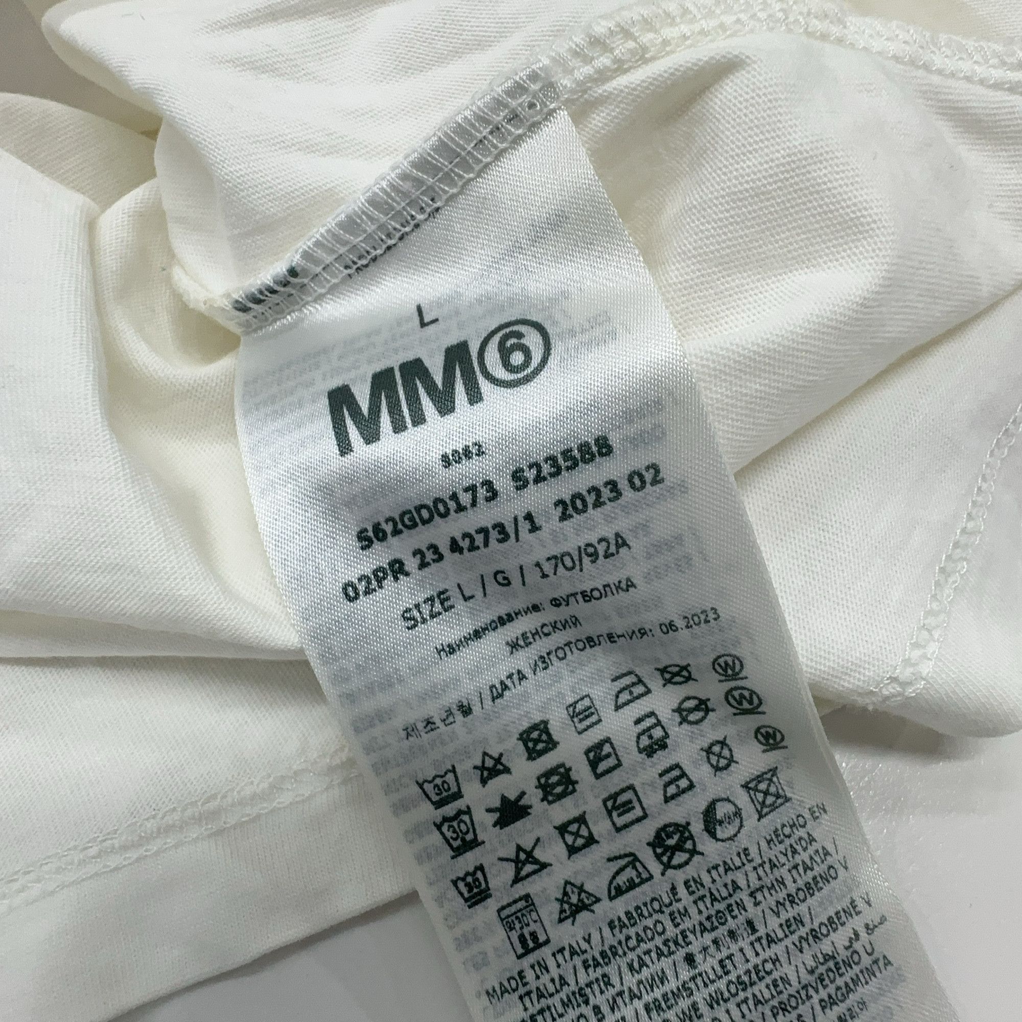 MM6 MM6 Maison Margiela Numeric Logo T-Shirt Size L Size L / US 10 / IT 46 - 4 Thumbnail