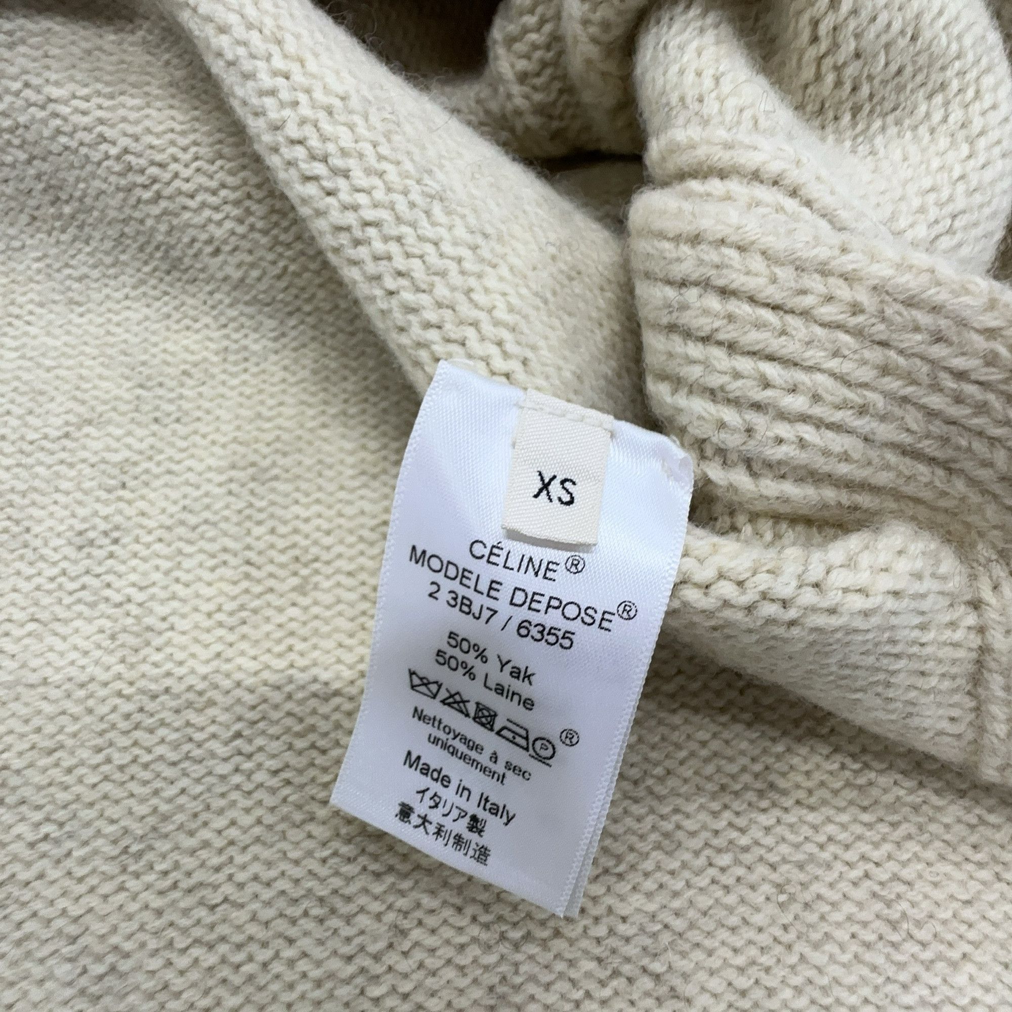 Celine Celine Yak Wool Blend Turtleneck Sweater Size XS Size XS / US 0-2 / IT 36-38 - 3 Thumbnail