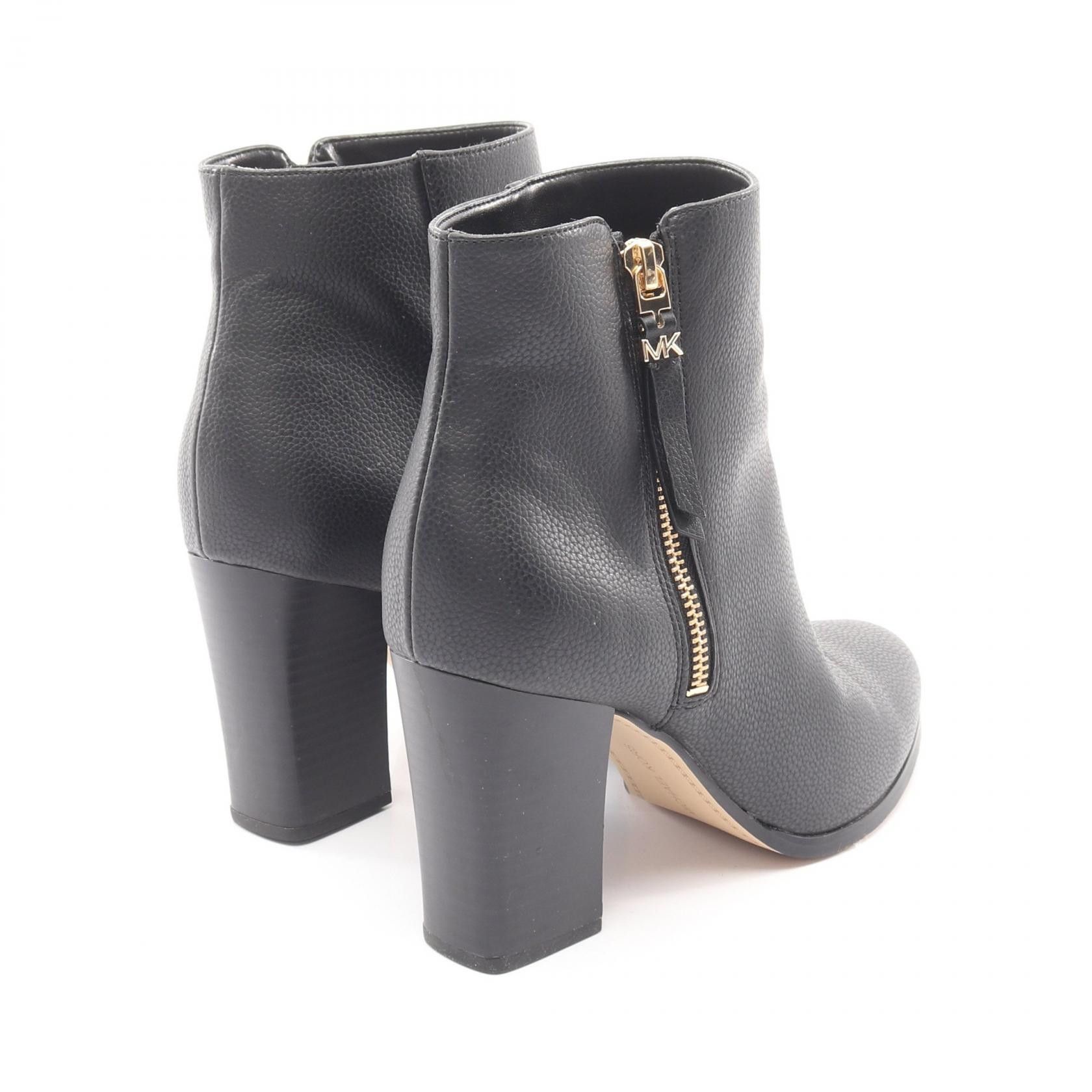 Michael Kors Michael Kors Michael Kors Leather Short Boots Leather Shoes DUTY FREE for USA Size ONE SIZE - 2 Thumbnail