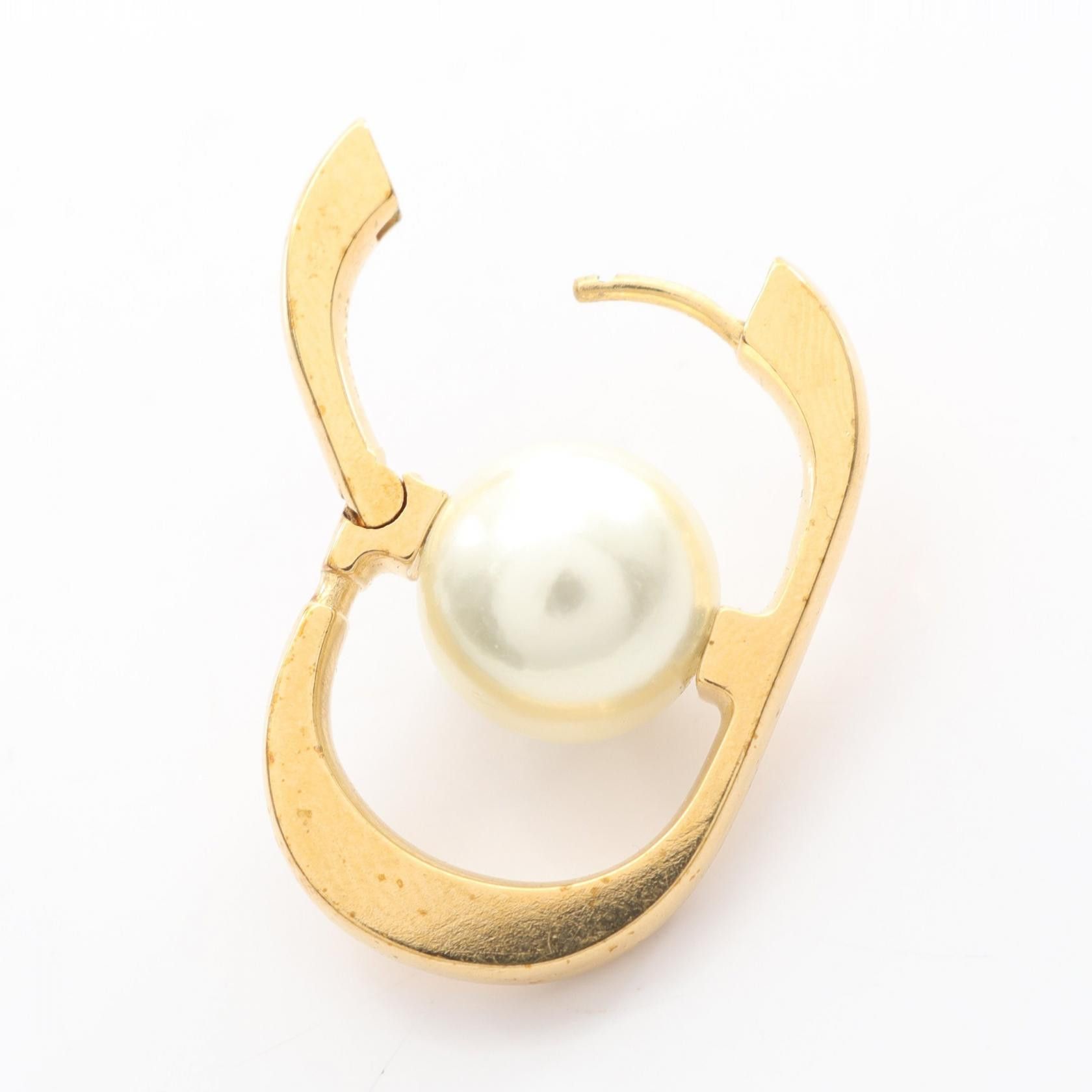 Dior Dior Dior CD Logo Pearl Earrings Plastic / Synthetic Earrings DUTY FREE for USA Size ONE SIZE - 3 Thumbnail