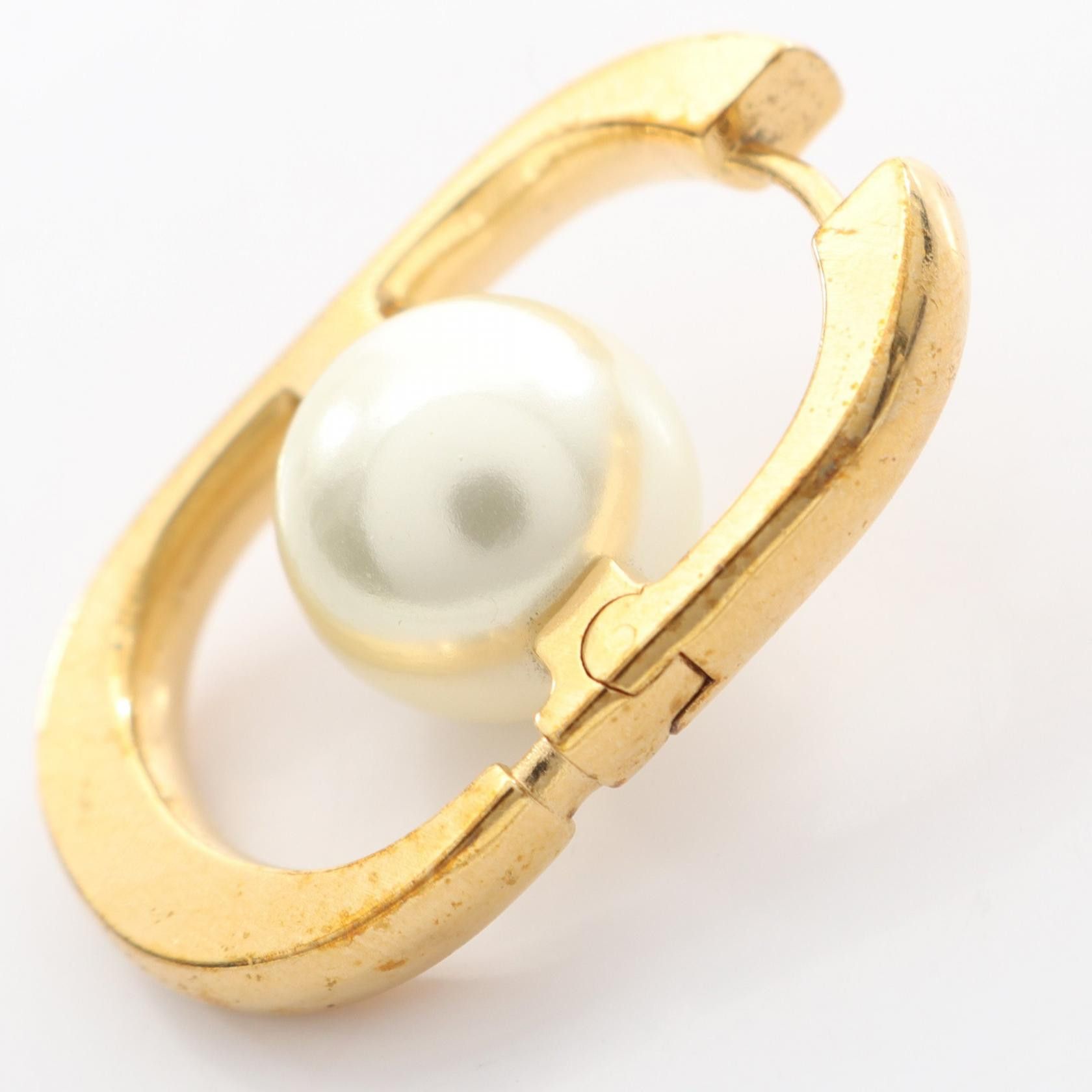Dior Dior Dior CD Logo Pearl Earrings Plastic / Synthetic Earrings DUTY FREE for USA Size ONE SIZE - 6 Thumbnail