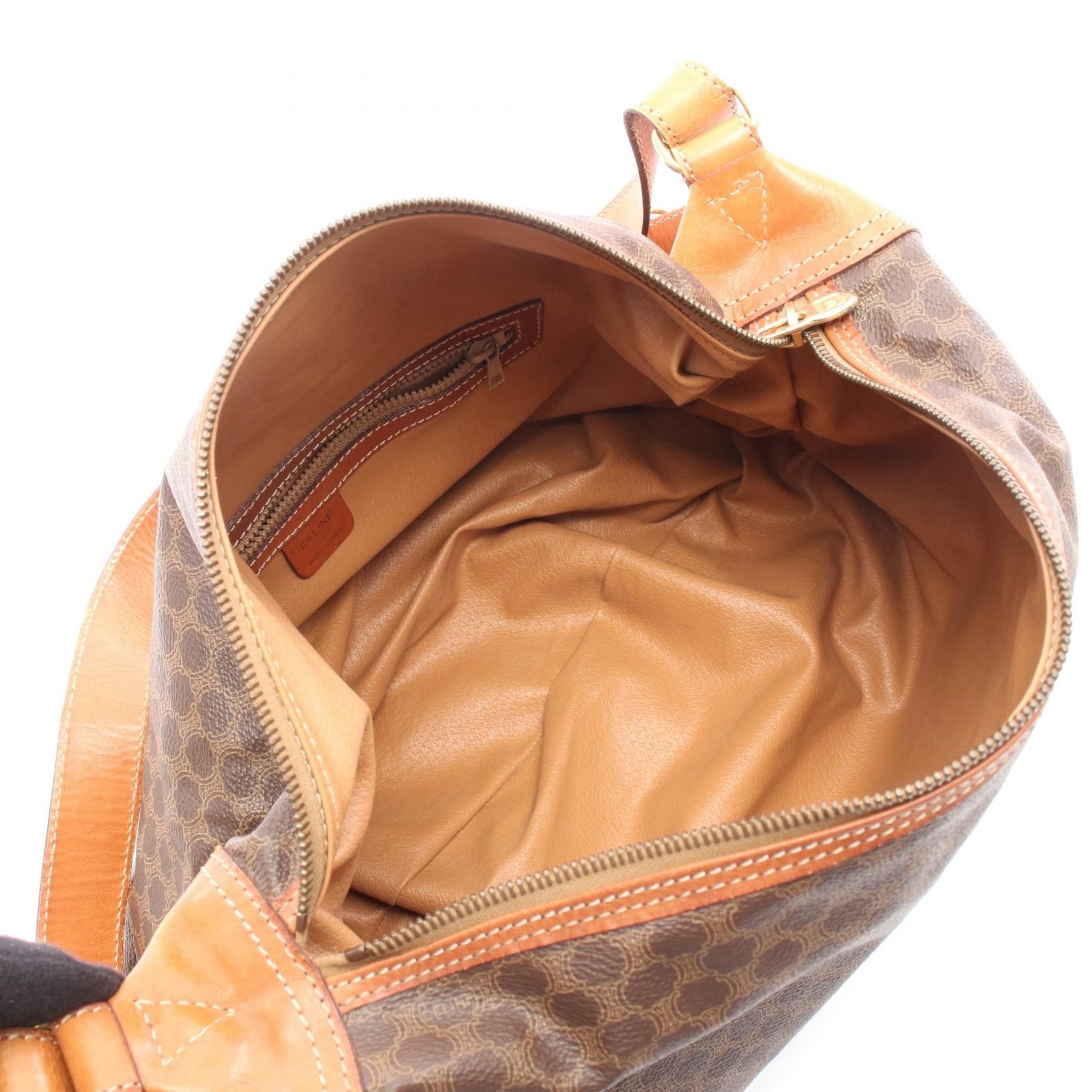 Celine Celine Celine Macadam Coated Canvas Shoulder Bag Plastic / Synthetic Shoulder Bag DUTY FREE for USA Size ONE SIZE - 3 Thumbnail