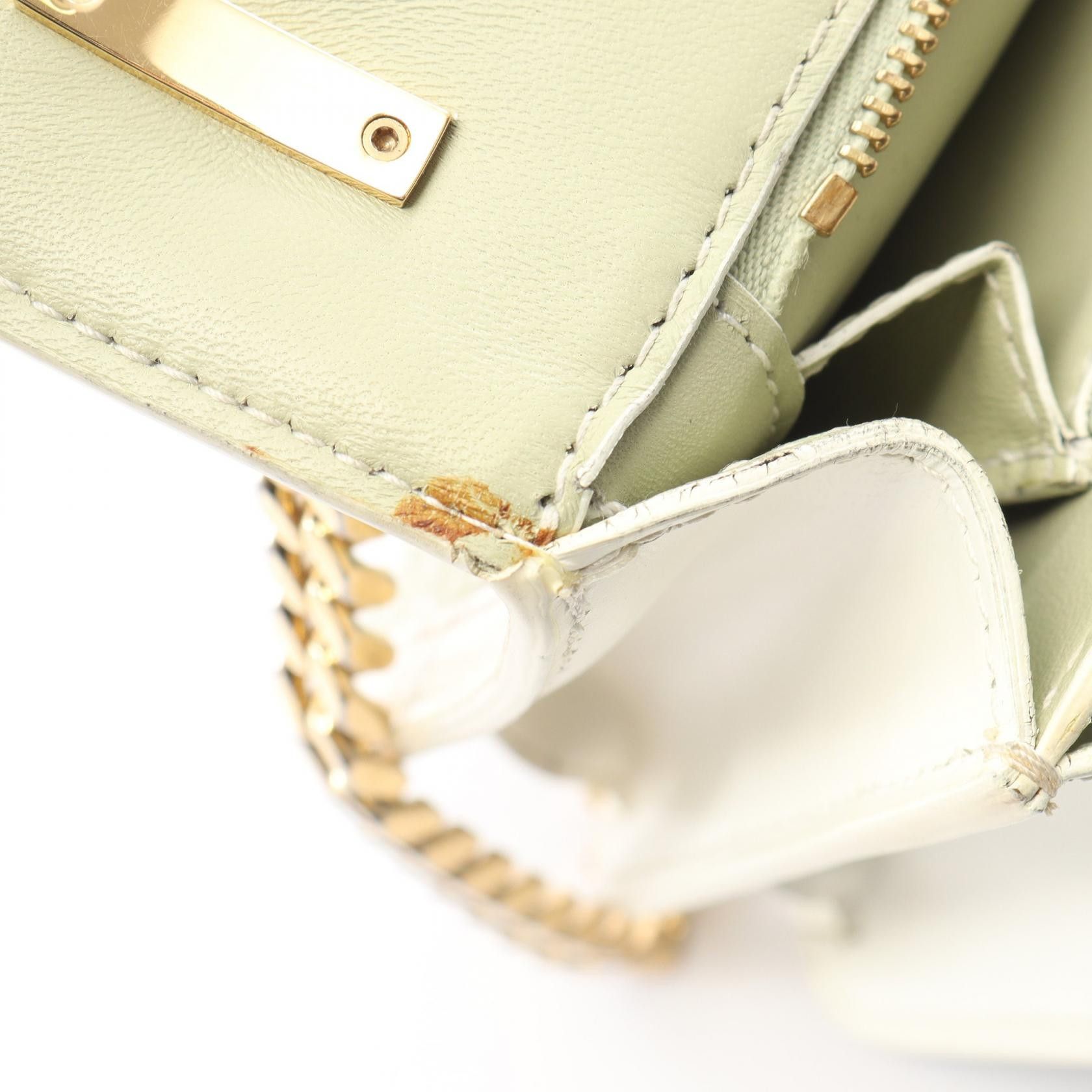 Burberry Burberry Burberry TB Quilted Monogram Leather Shoulder Bag Leather Shoulder Bag DUTY FREE for USA Size ONE SIZE - 5 Thumbnail
