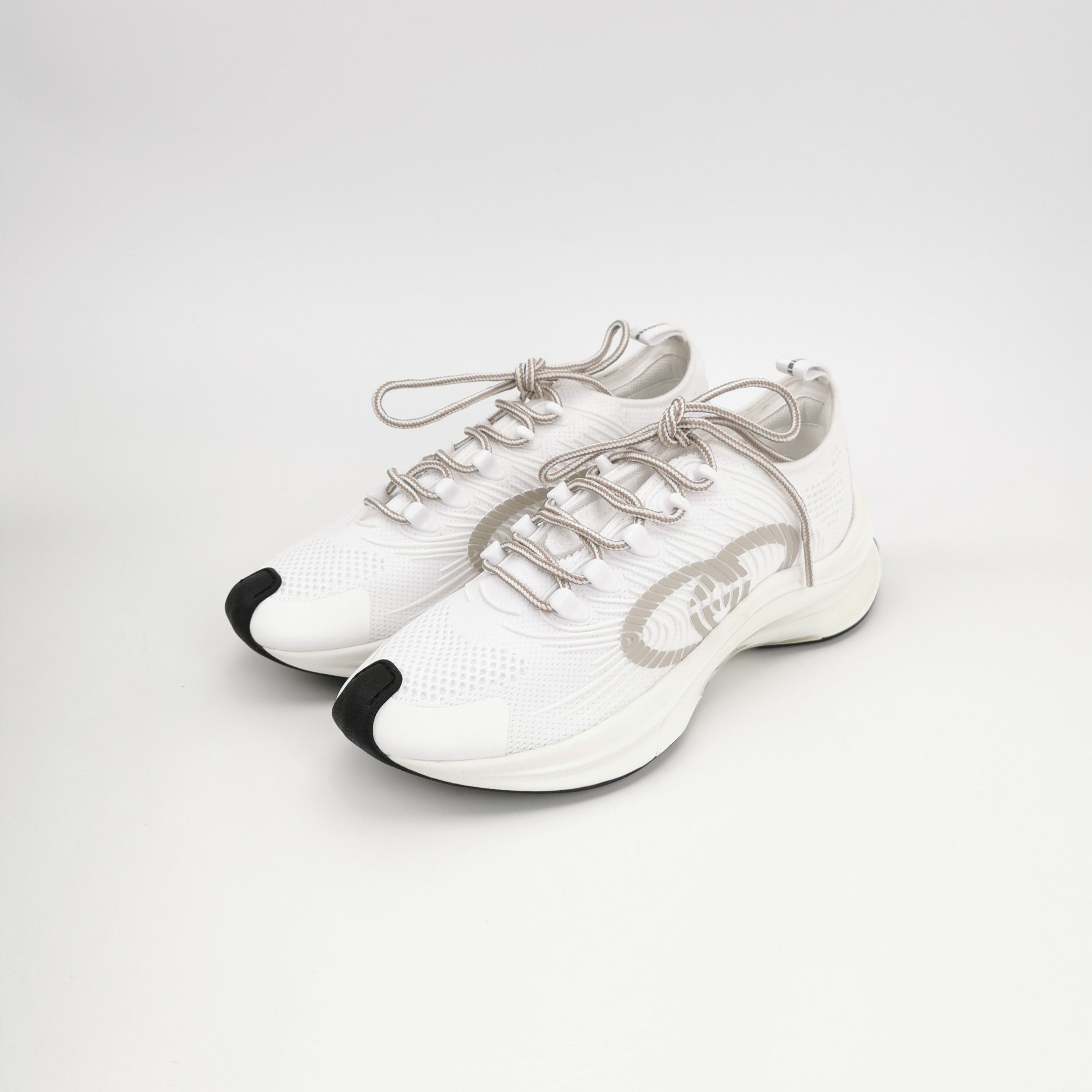 Gucci Gucci Men 6 Lowtop Sneakers Size US 6 / EU 39 - 2 Thumbnail