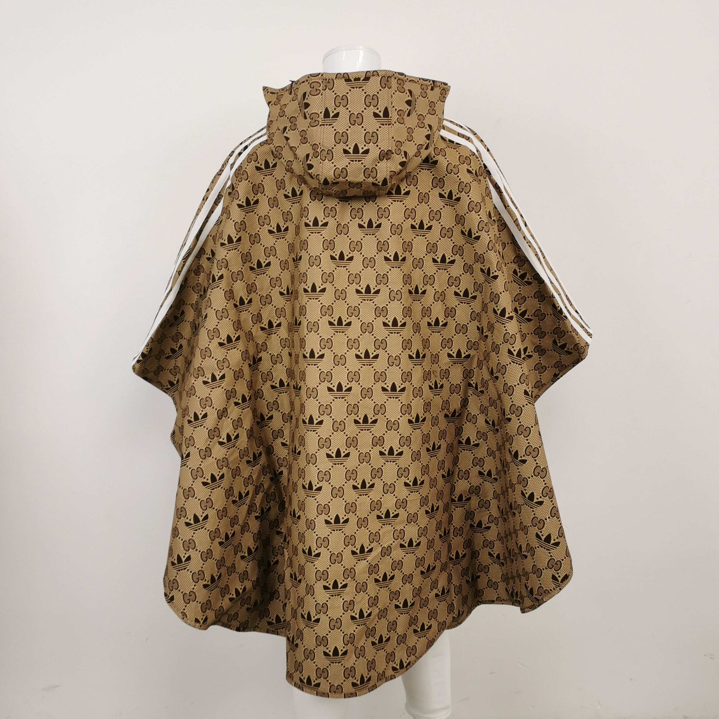 Gucci Gucci Men m Cloaks Capes Size US M / EU 48-50 / 2 - 2 Thumbnail