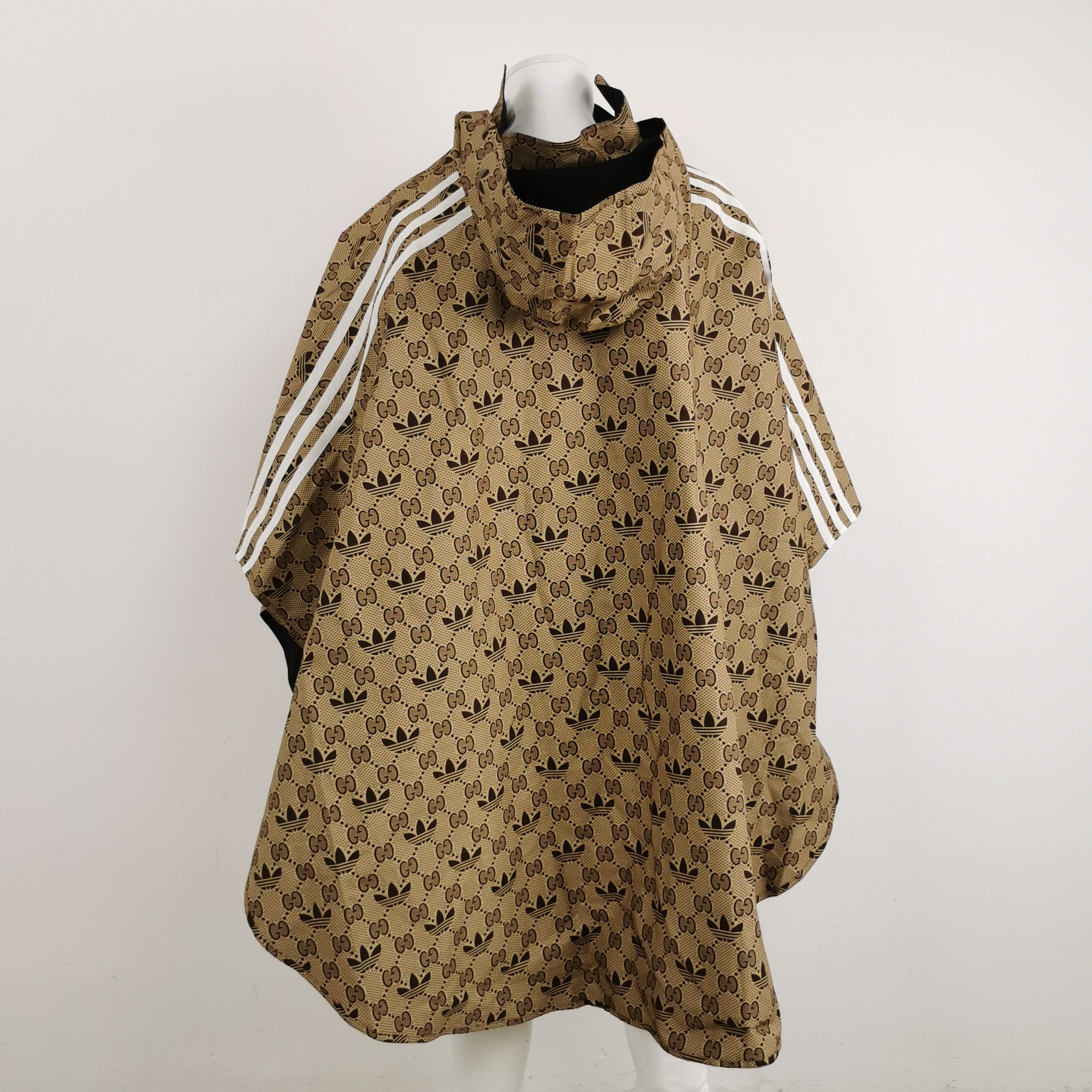 Gucci Gucci Men m Cloaks Capes Size US M / EU 48-50 / 2 - 2 Thumbnail