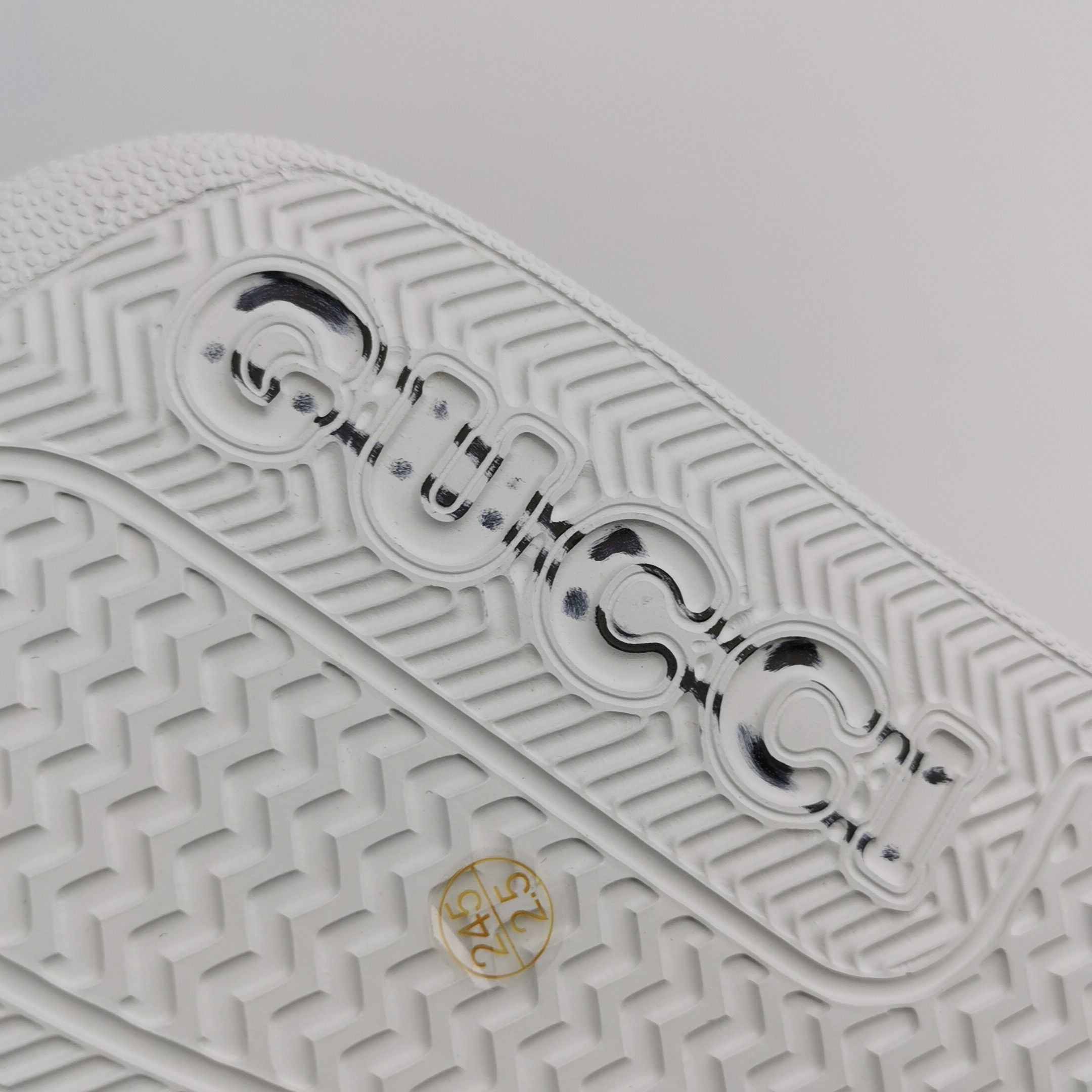 Gucci Gucci Men 7 Lowtop Sneakers Size US 7 / EU 40 - 7 Thumbnail