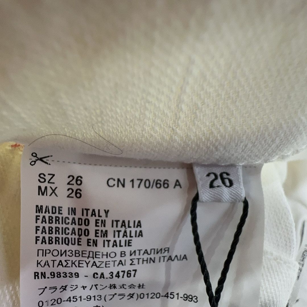 Prada Prada White Denim Jeans Size 26 Size US 26 / EU 42 - 4 Thumbnail