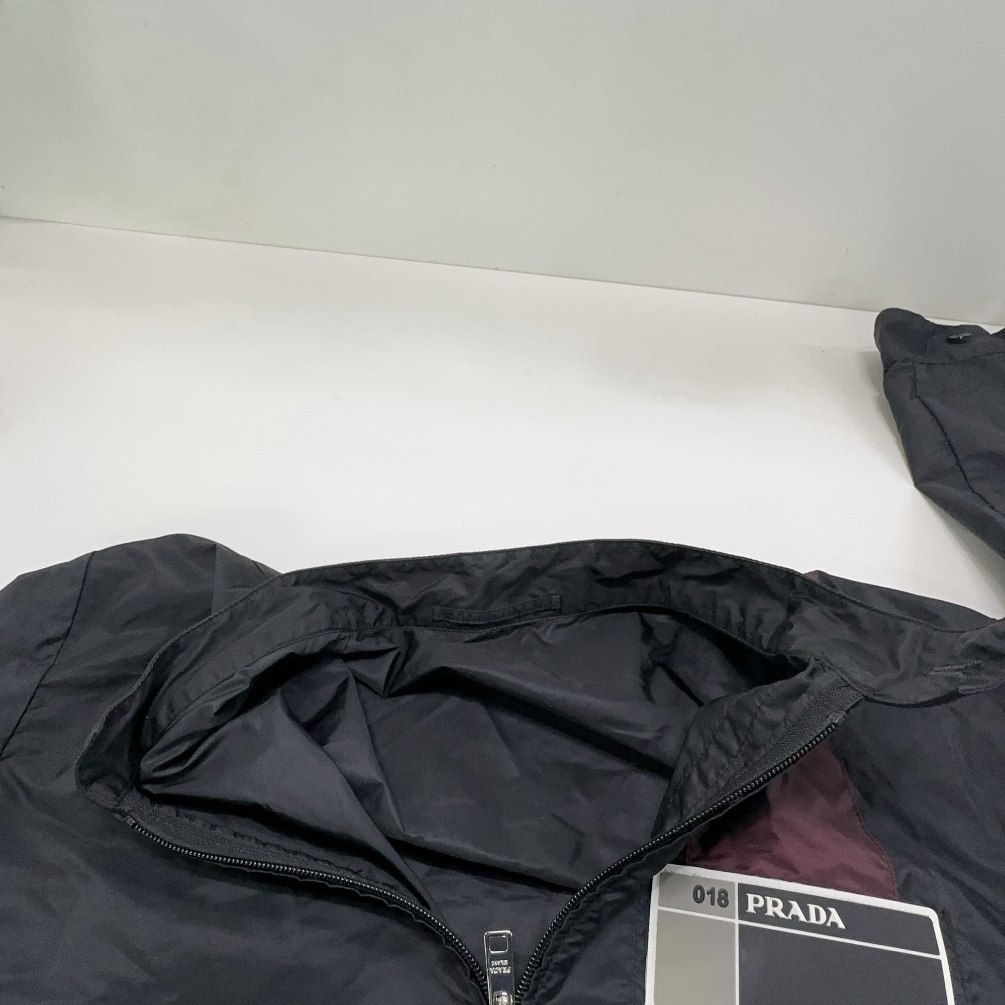 Prada Prada Nylon Stripe Logo Jacket Size M Size US M / EU 48-50 / 2 - 6 Thumbnail