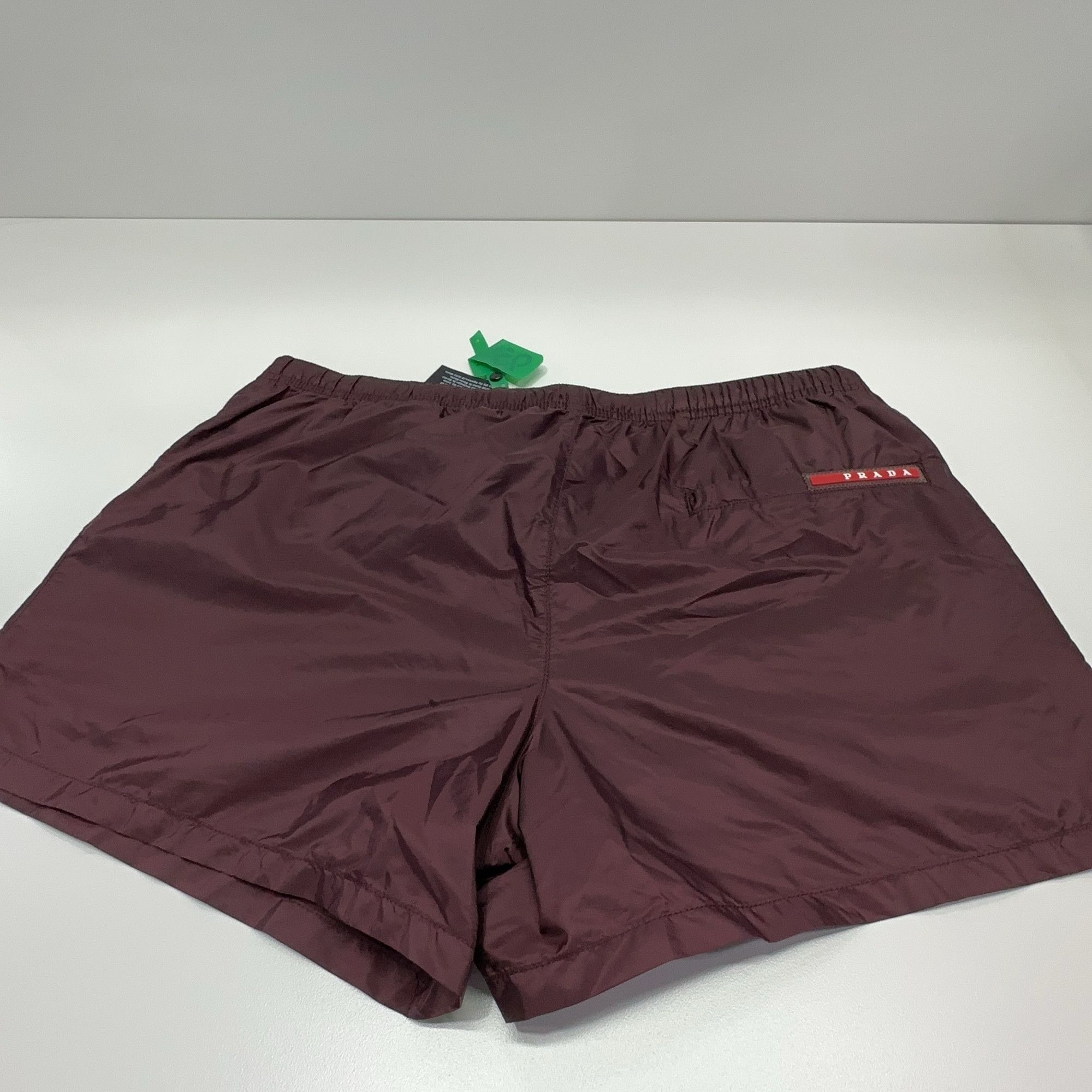 Prada PRADA Burgundy Nylon Shorts Size 32 Size US 32 / EU 48 - 9 Thumbnail