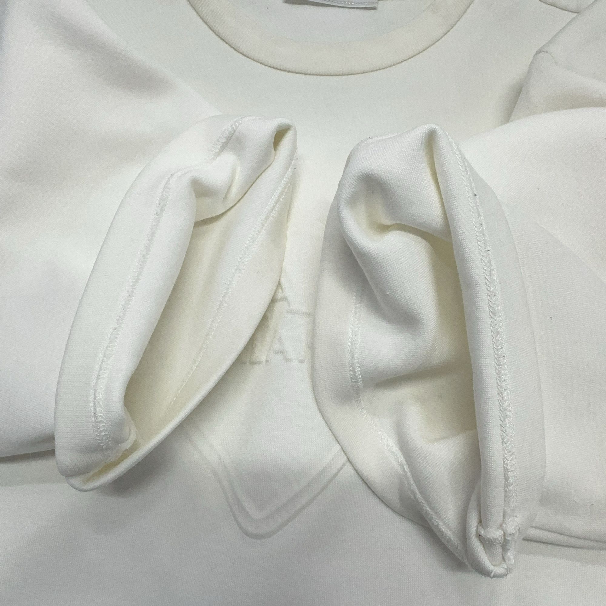 Prada Prada Embossed Logo T-Shirt Size M Size US M / EU 48-50 / 2 - 9 Thumbnail
