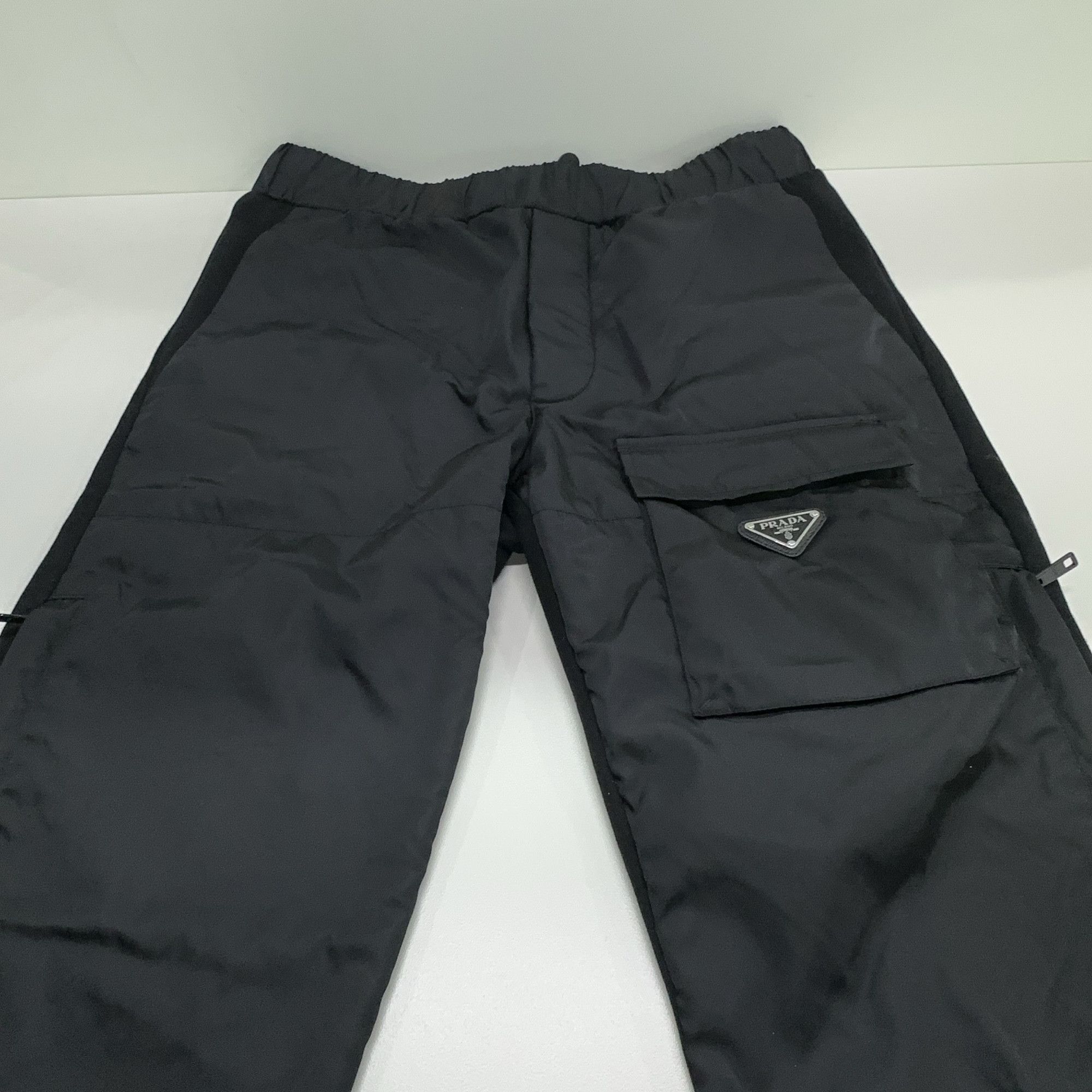 Prada Prada Logo Patch Joggers Size S Size US 30 / EU 46 - 7 Thumbnail