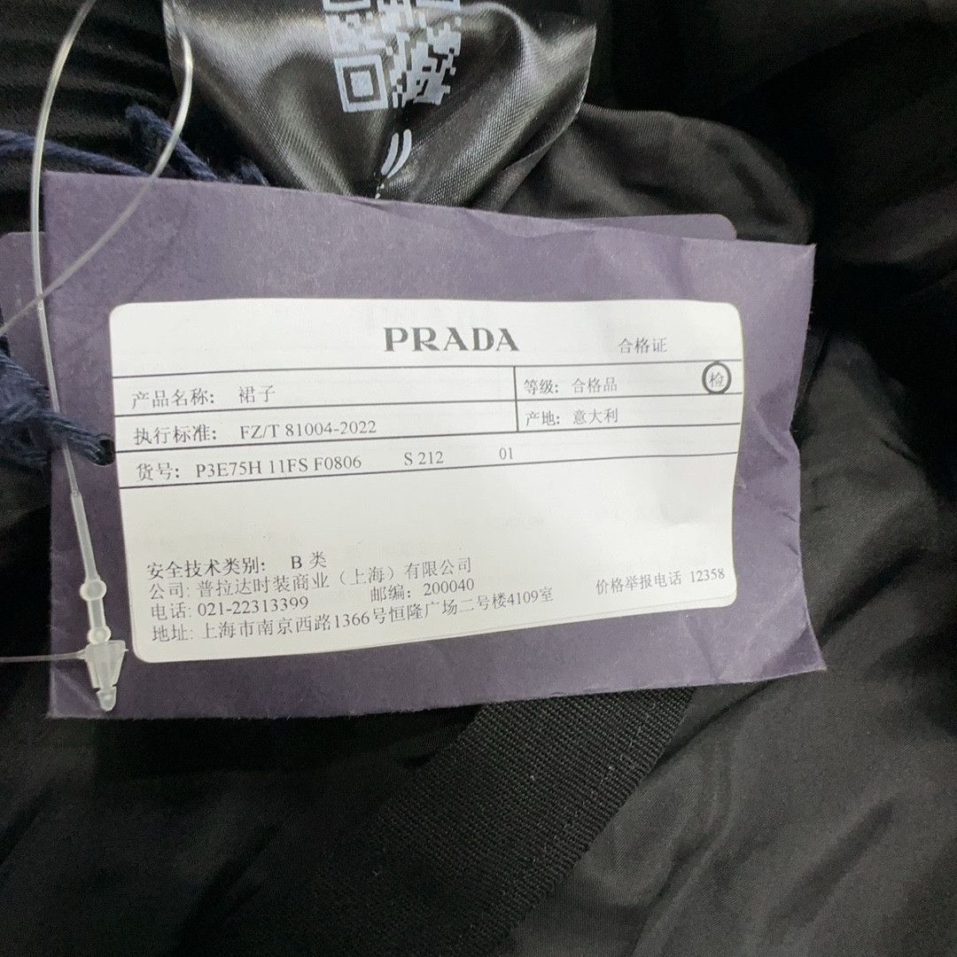 Prada Prada Pleated Mini Dress Size 36 Size XS / US 0-2 / IT 36-38 - 3 Thumbnail