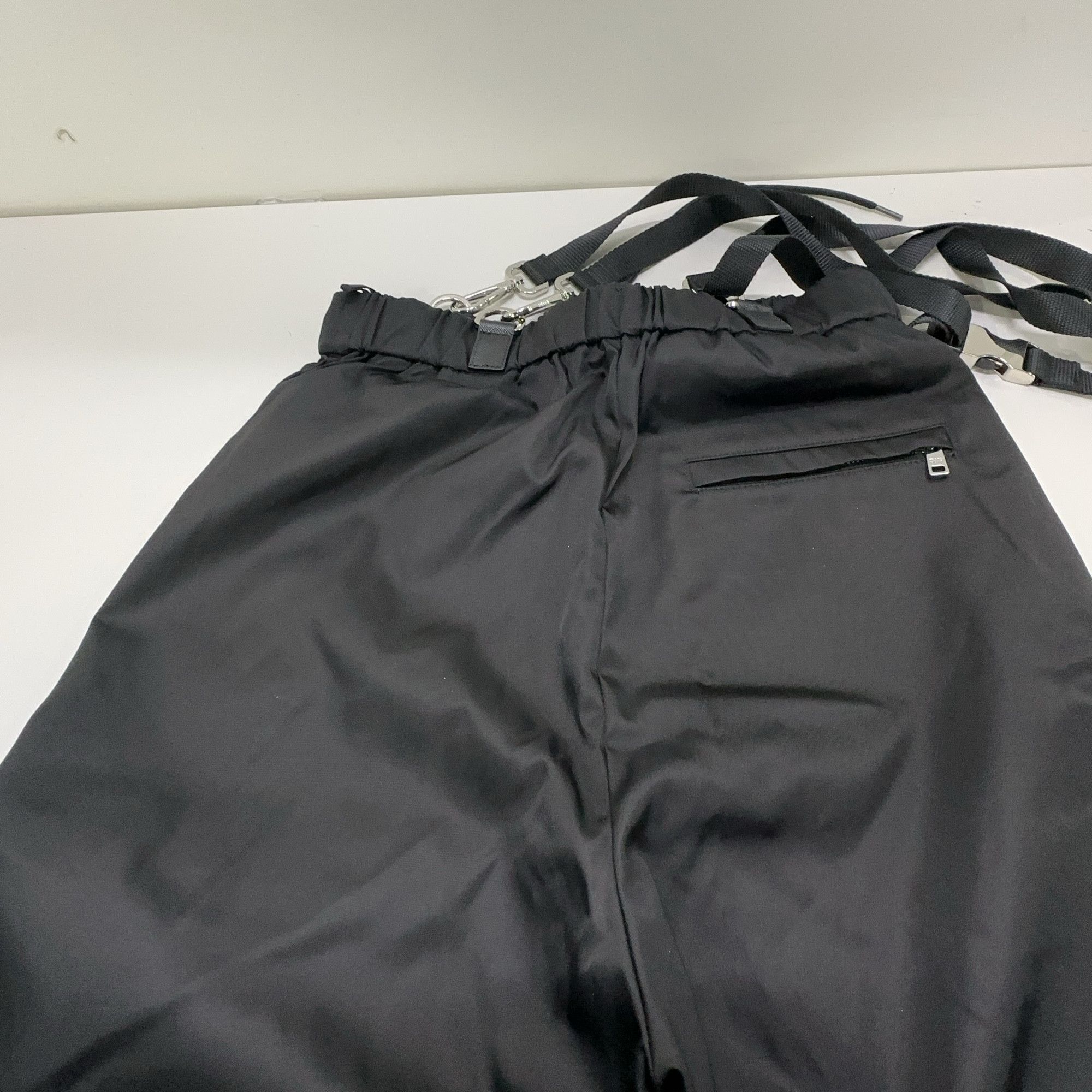 Prada Prada Re-Nylon Suspender Pants Size 36 Size 25" / US 0 / IT 36 - 7 Thumbnail