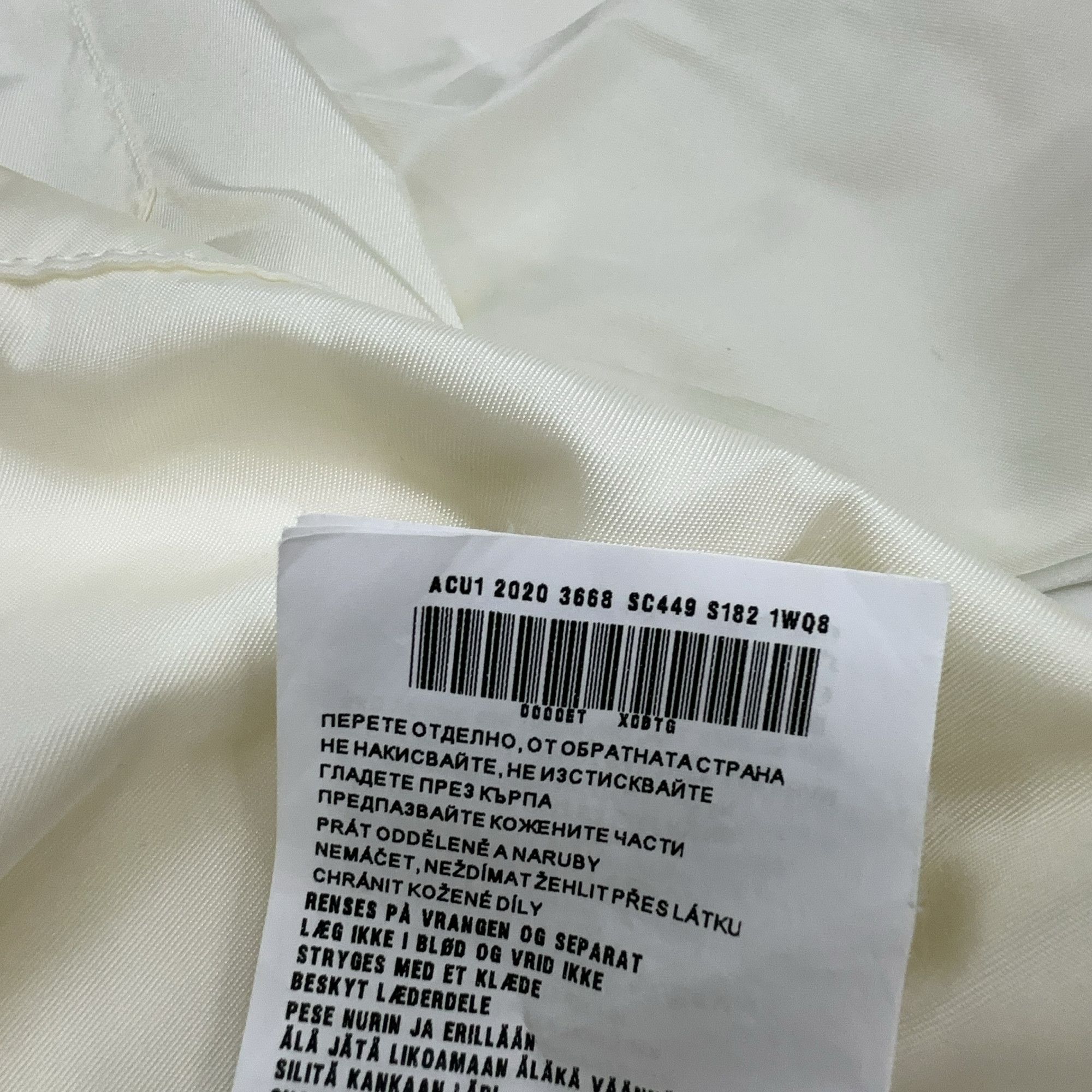 Prada Prada Re-Nylon Logo Shirt Size M Size US M / EU 48-50 / 2 - 4 Thumbnail