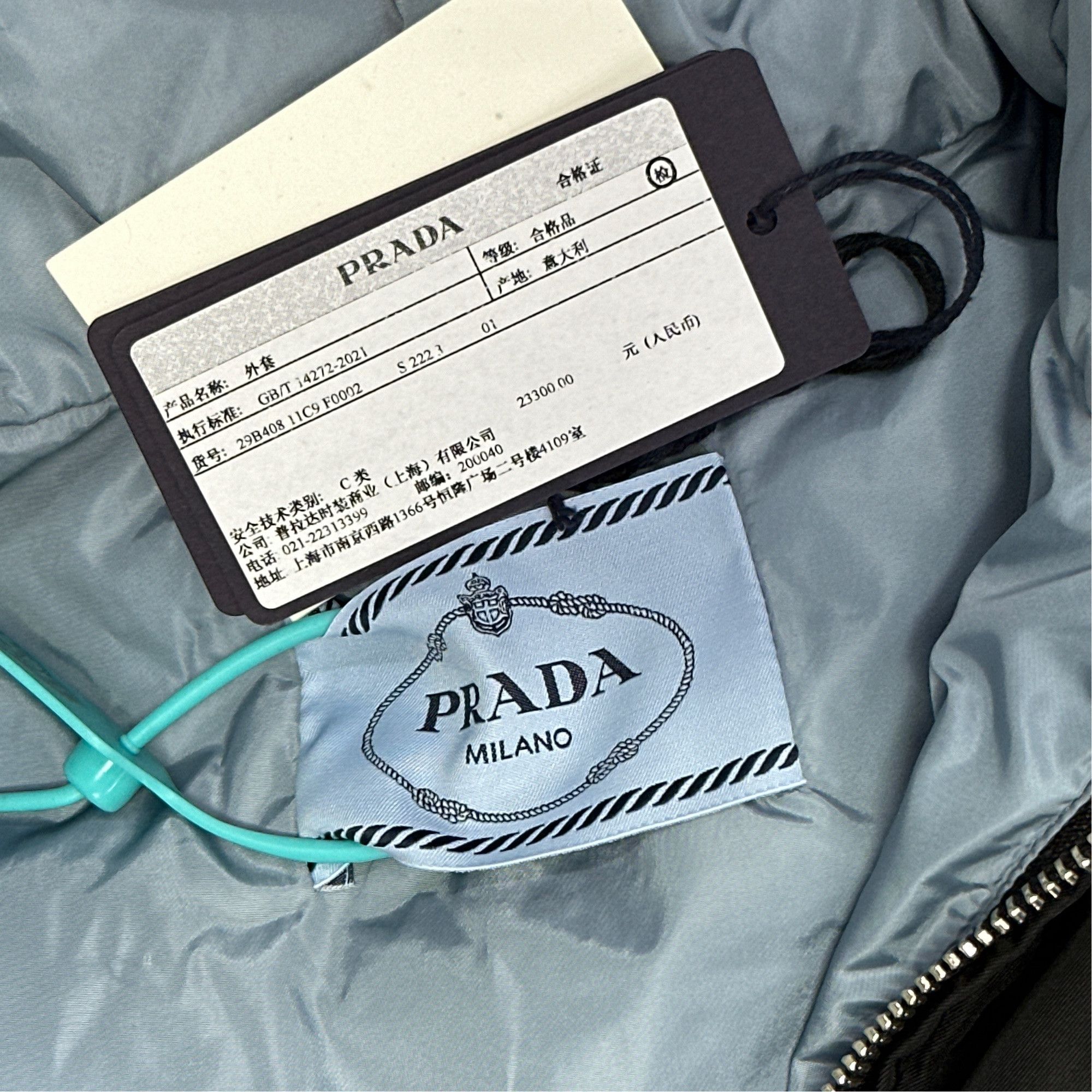 Prada Prada Re-Nylon Puffer Jacket Size 36 Size XS / US 0-2 / IT 36-38 - 2 Thumbnail