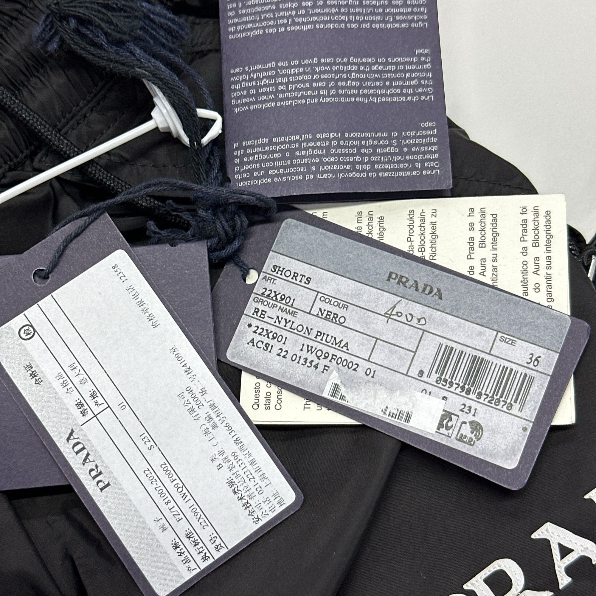Prada Prada Re-Nylon Logo Shorts Size 36 Size 25" / US 0 / IT 36 - 4 Thumbnail