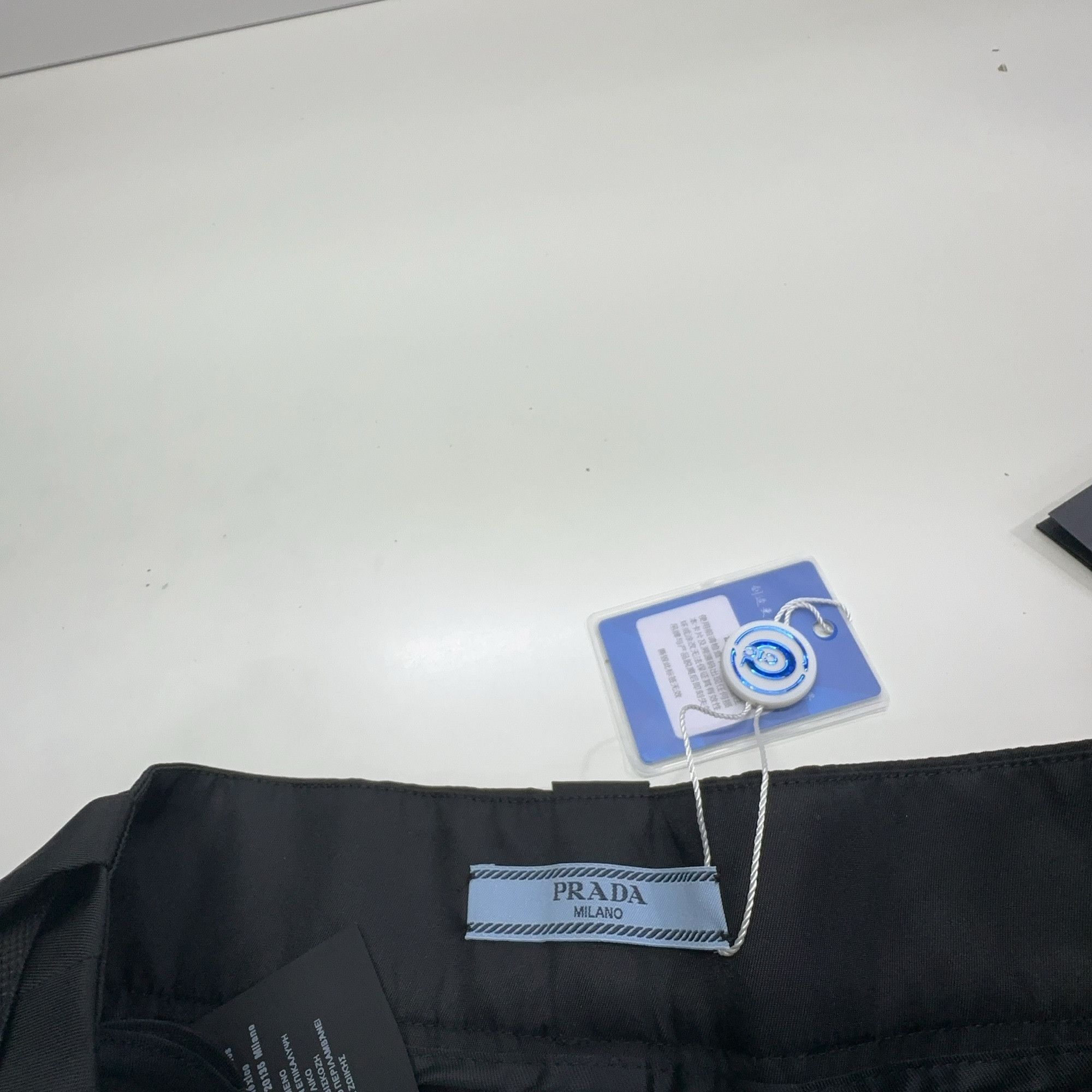 Prada Prada Triangle Logo Re-Nylon Pants Size 40 Size 27" / US 4 / IT 40 - 3 Thumbnail