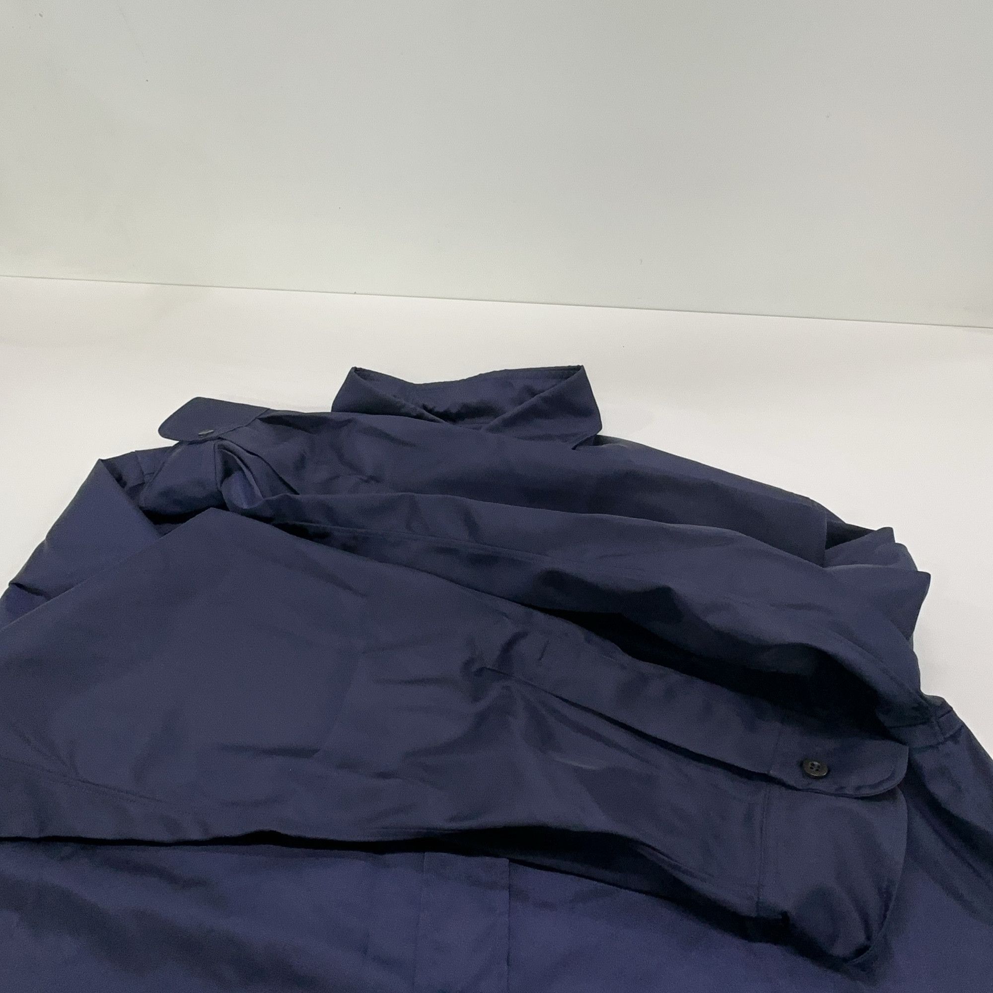 Prada Prada Navy Button Up Shirt Size L Size US L / EU 52-54 / 3 - 11 Thumbnail