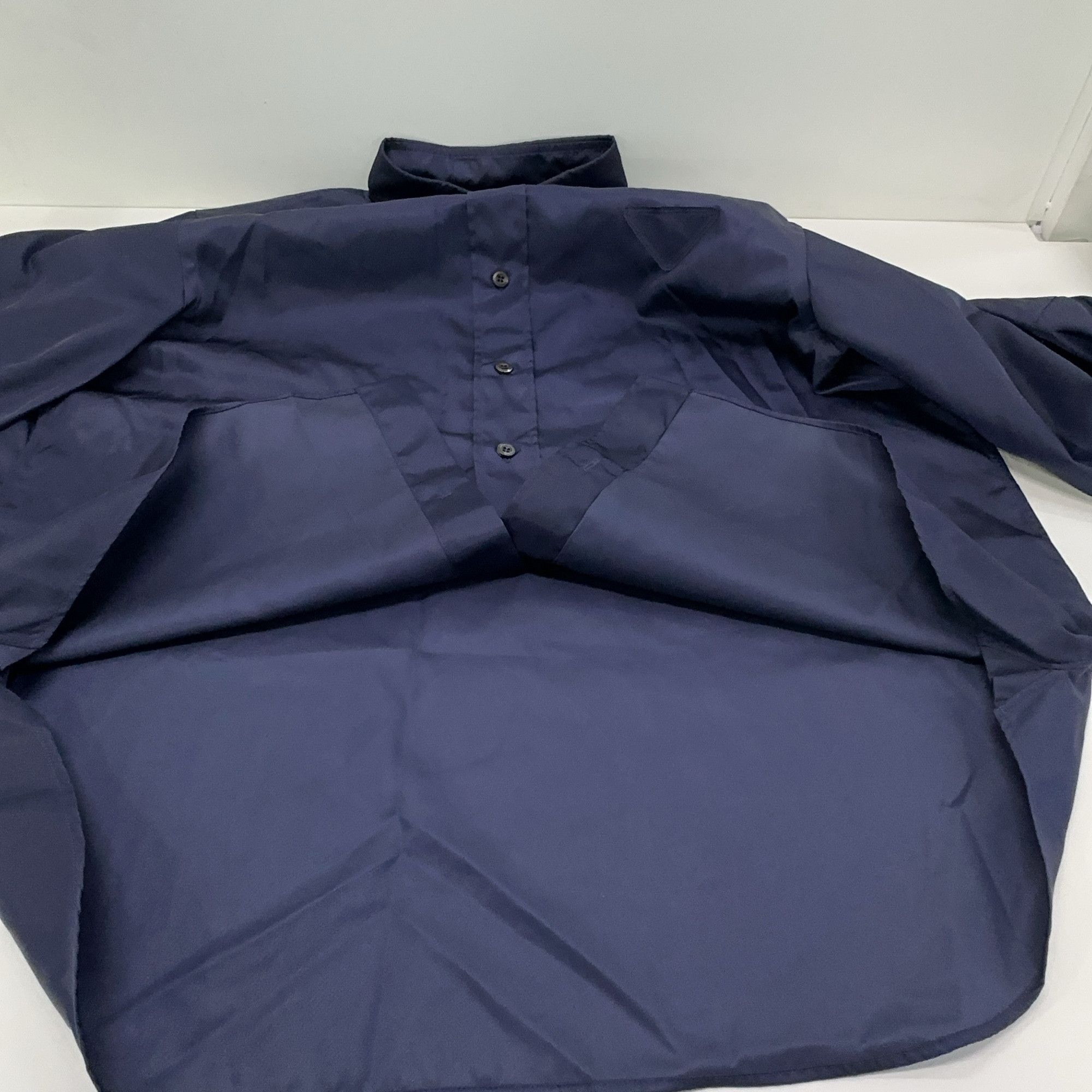 Prada Prada Navy Button Up Shirt Size L Size US L / EU 52-54 / 3 - 8 Thumbnail