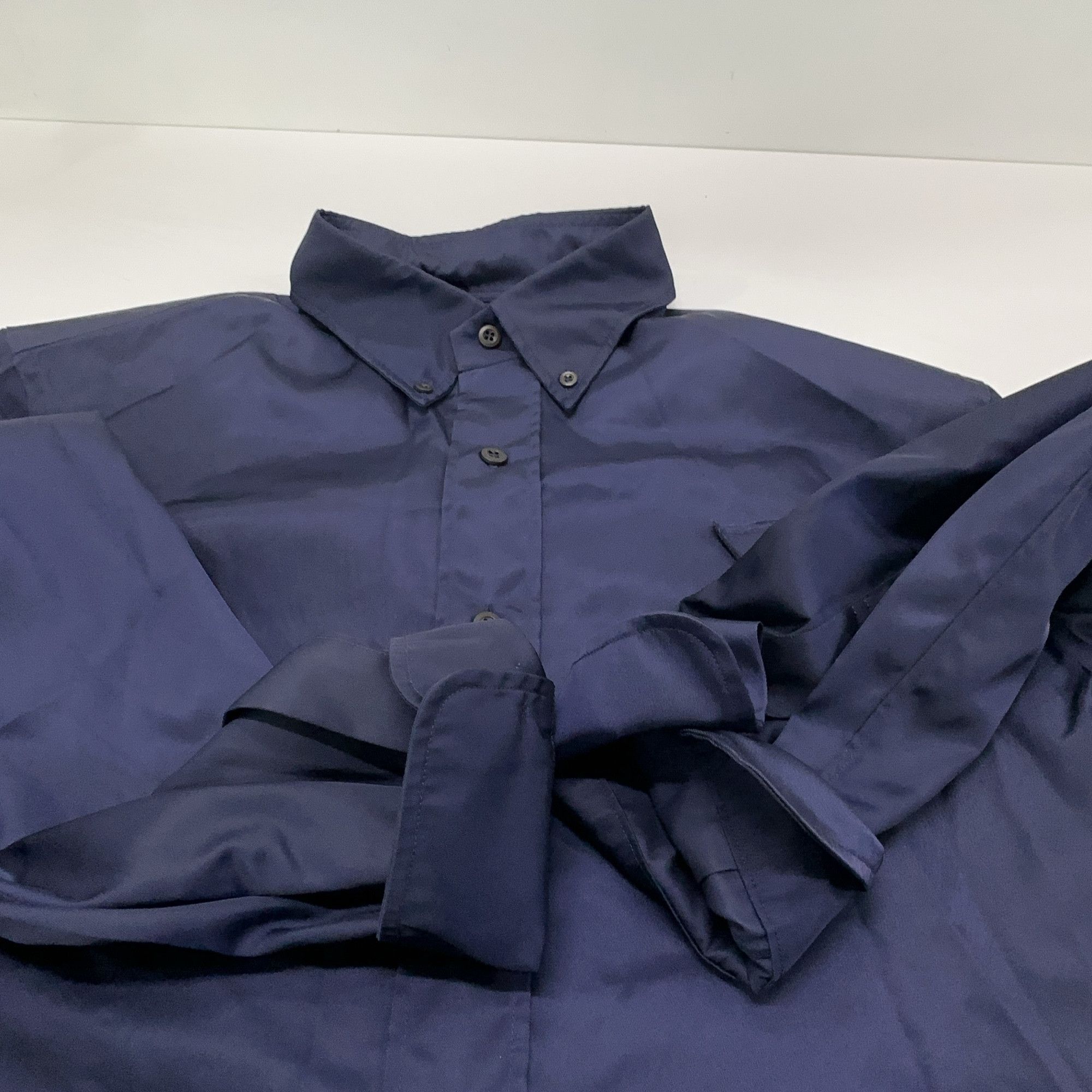 Prada Prada Navy Button Up Shirt Size L Size US L / EU 52-54 / 3 - 10 Thumbnail