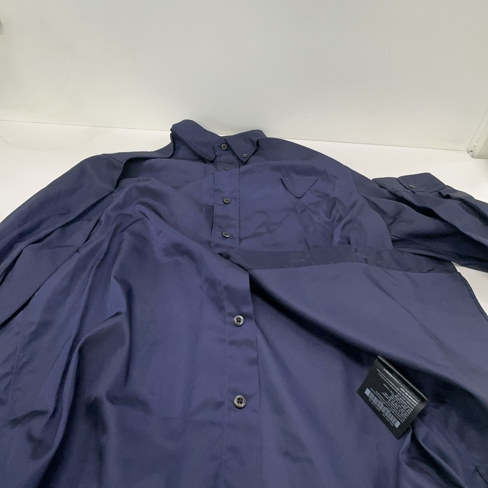 Prada Prada Navy Button Up Shirt Size L Size US L / EU 52-54 / 3 - 6 Thumbnail