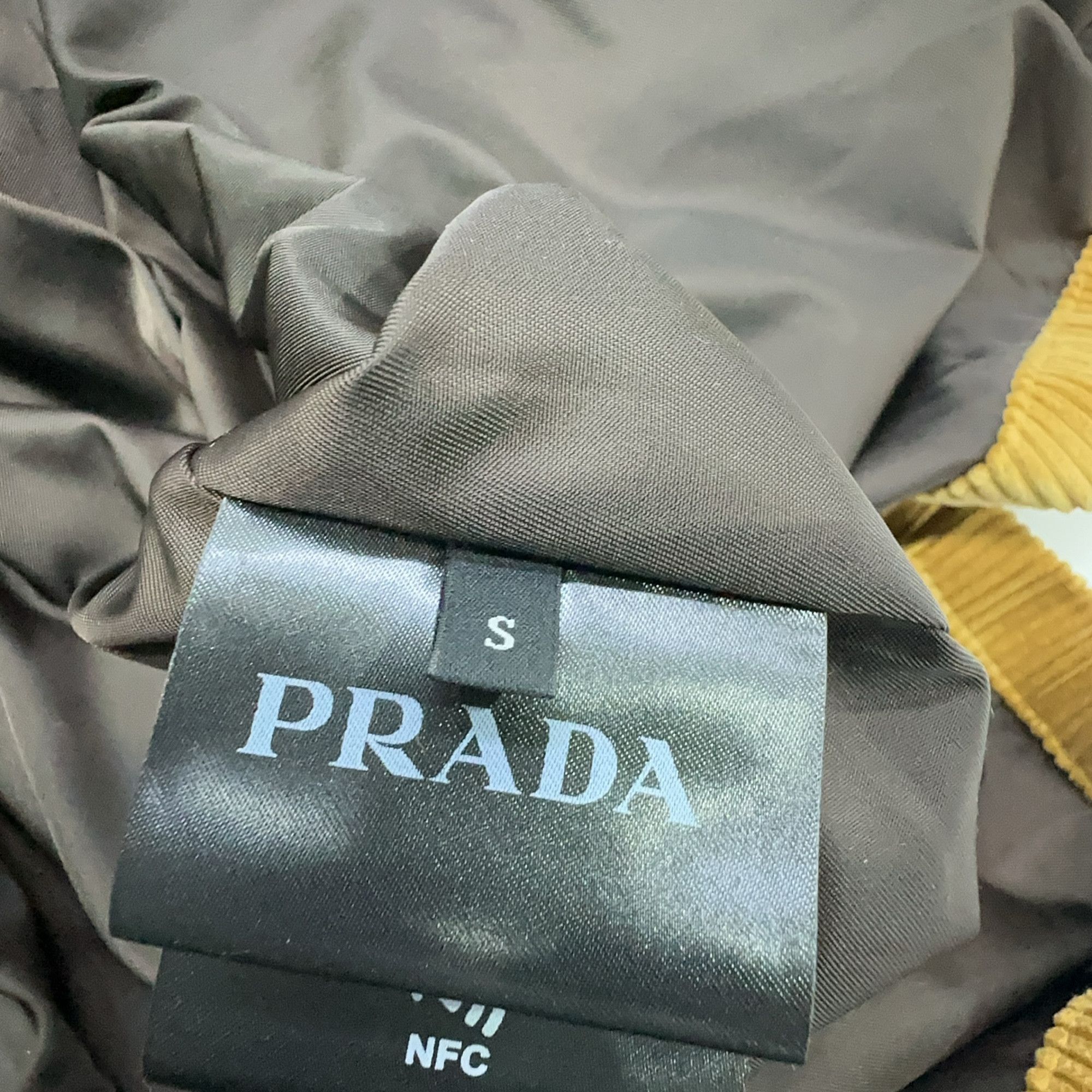 Prada Prada Corduroy Shirt Size S Size US S / EU 44-46 / 1 - 4 Thumbnail