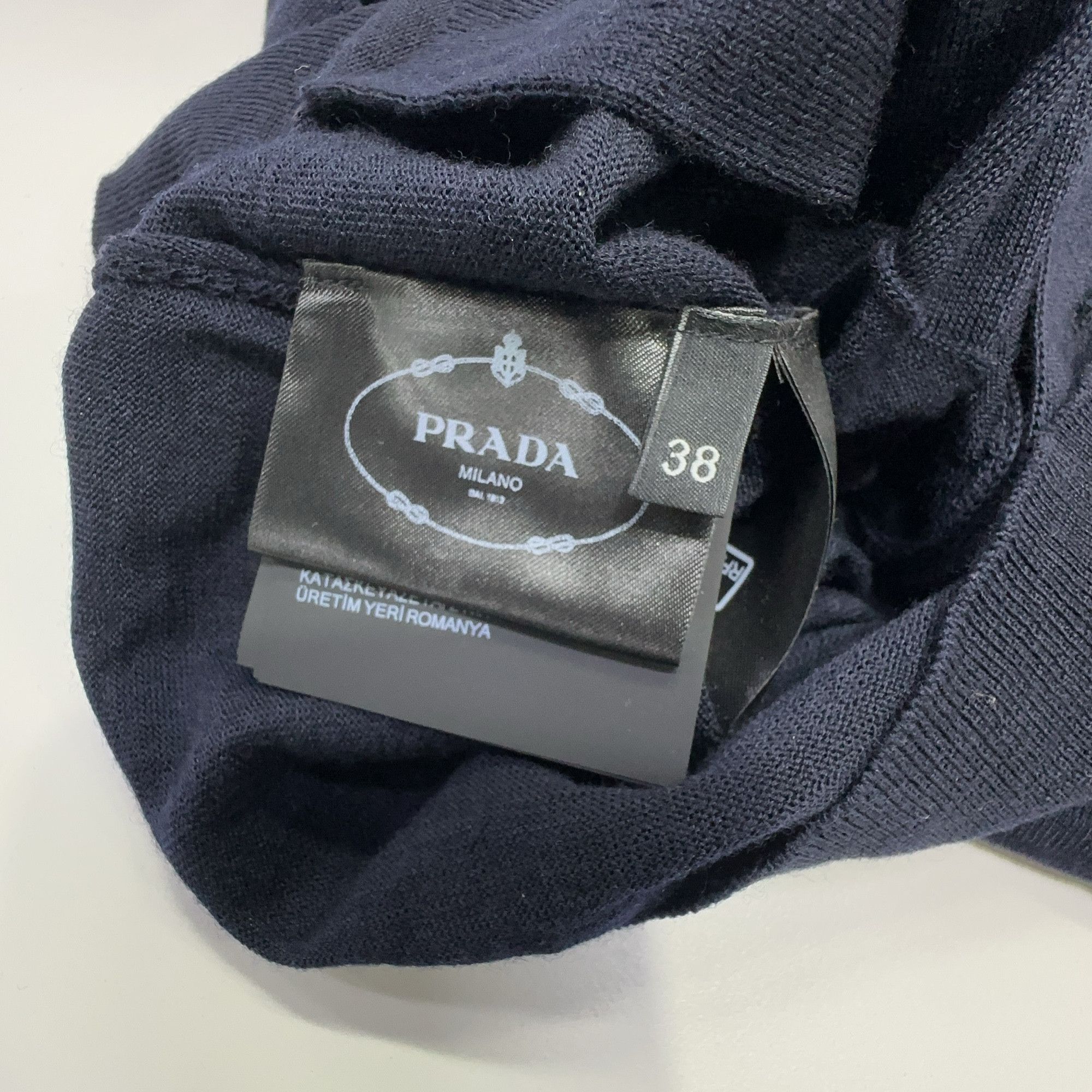 Prada Prada Superfine Wool Cardigan Size 38 Size XS / US 0-2 / IT 36-38 - 3 Thumbnail