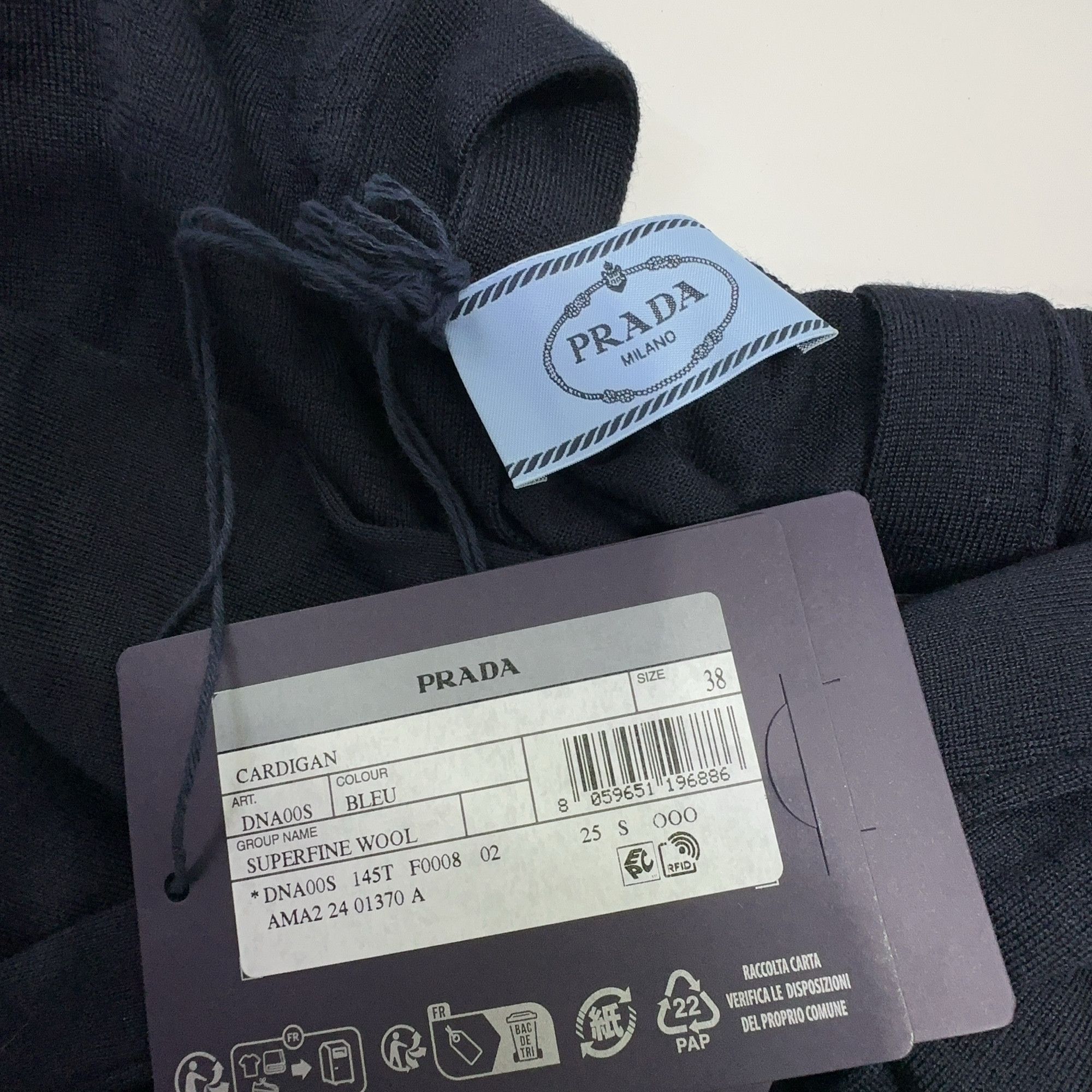 Prada Prada Superfine Wool Cardigan Size 38 Size XS / US 0-2 / IT 36-38 - 5 Thumbnail