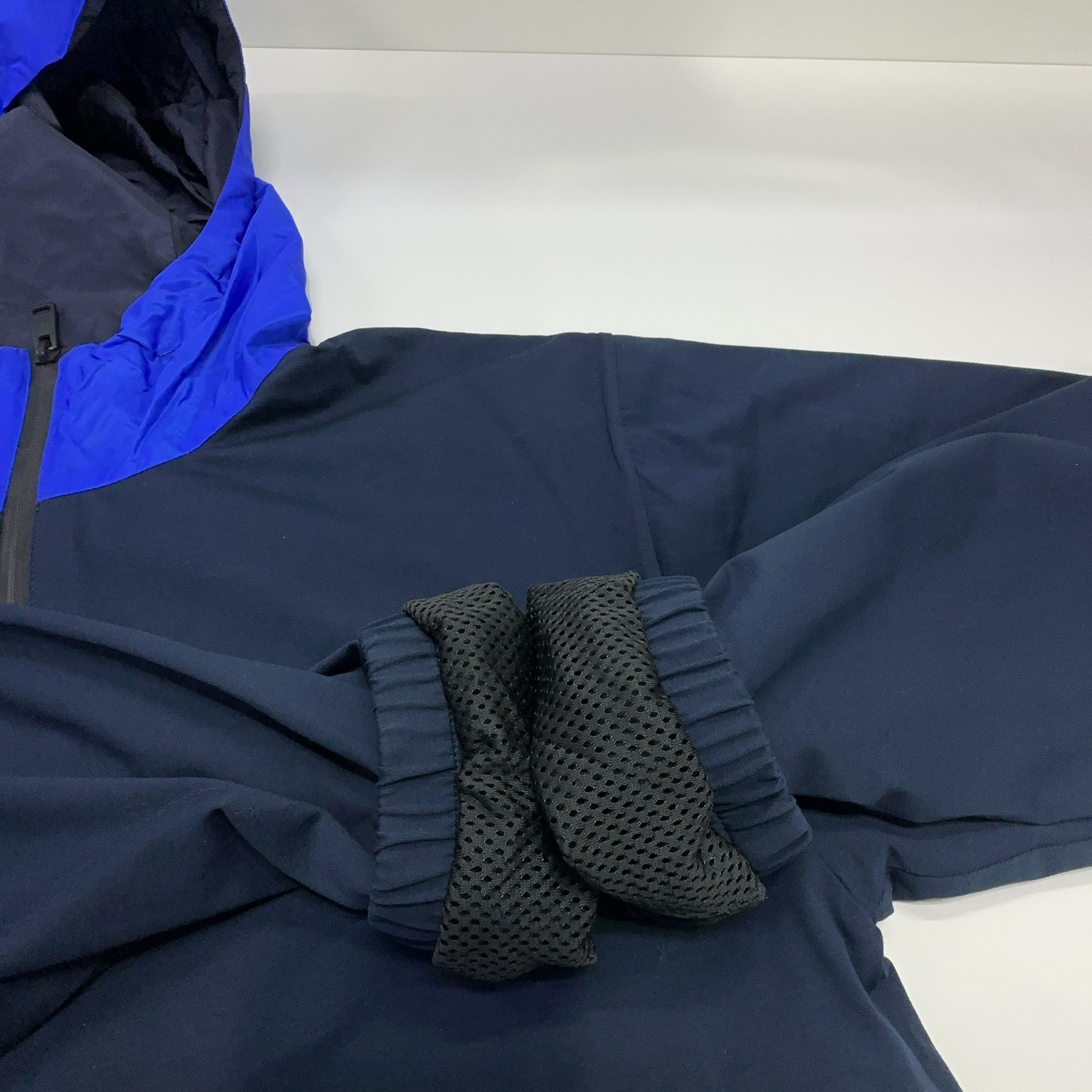 Prada Prada Hooded Light Jacket Size M Size US M / EU 48-50 / 2 - 6 Thumbnail